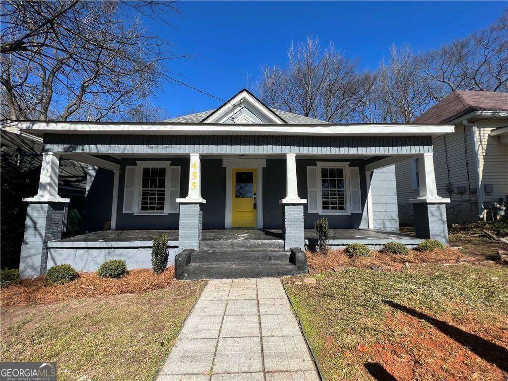 455 Lynch Ave NW — photo