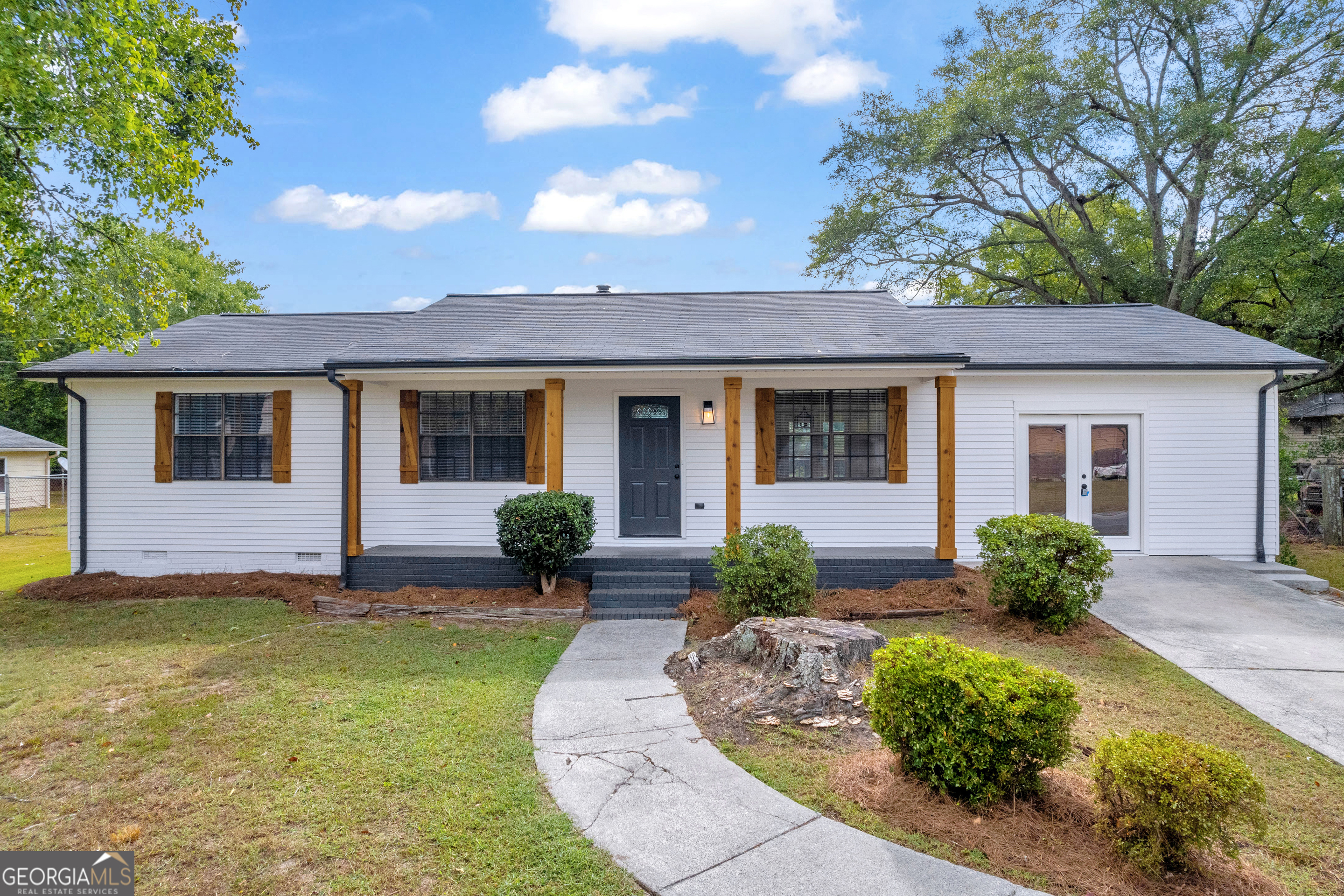 2657 John Petree Rd — photo