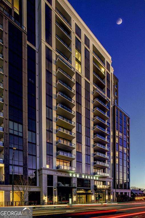 2425 Peachtree Rd NE 1505 — photo