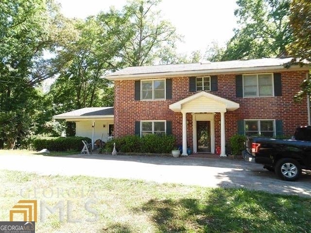 573 Lester Rd — photo