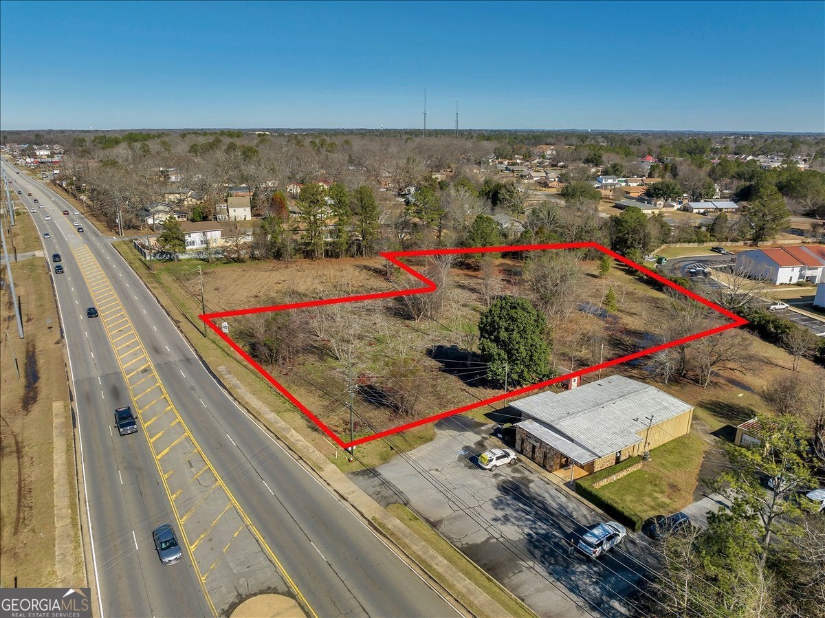 710 S Houston Lake Rd — photo