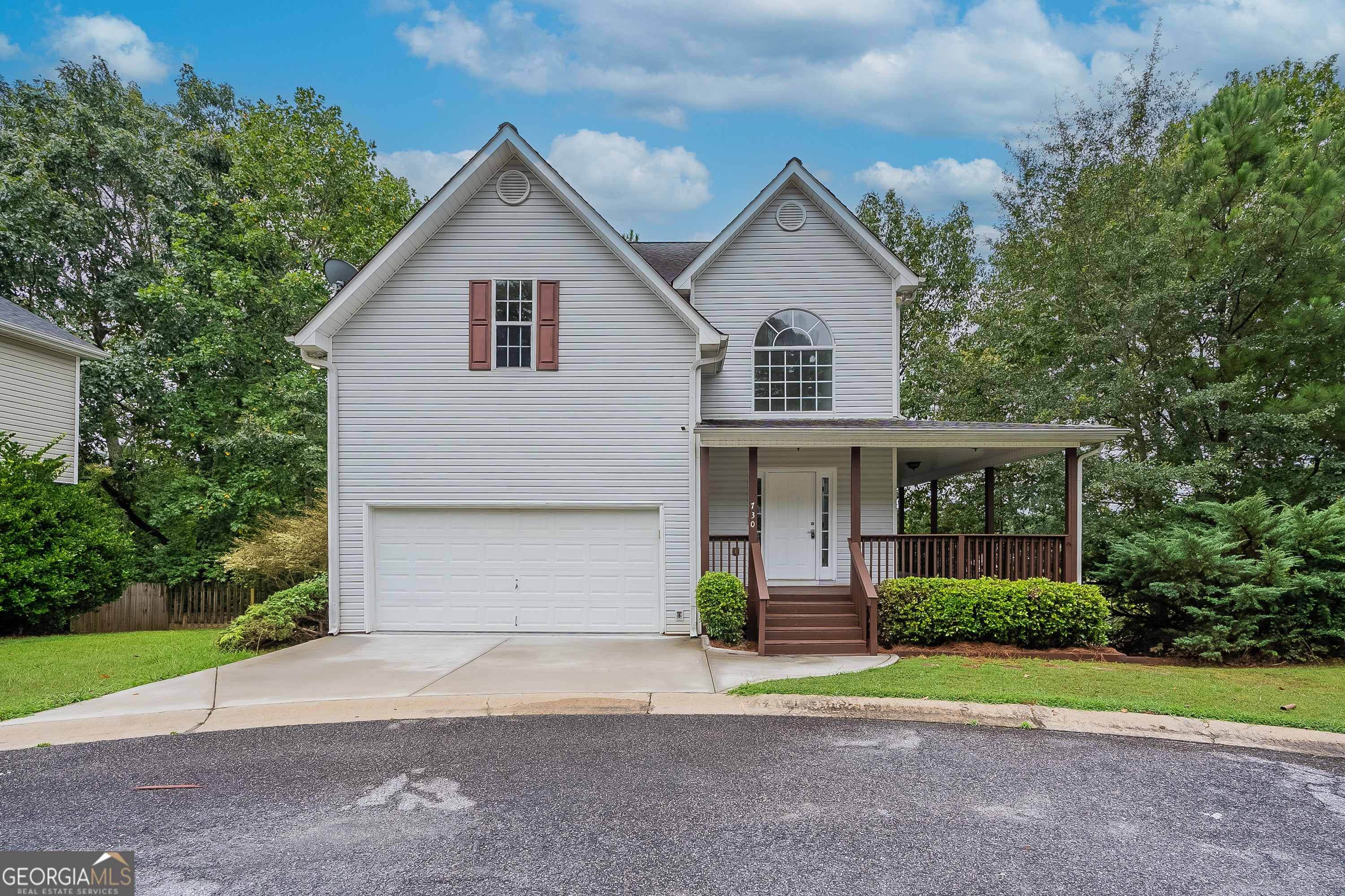 730 Reeves Lake Dr — photo