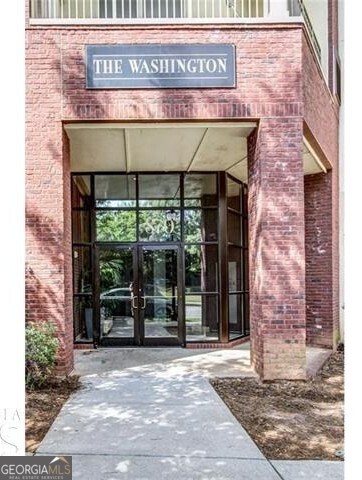 870 Mayson Turner Rd NW 1103 — photo