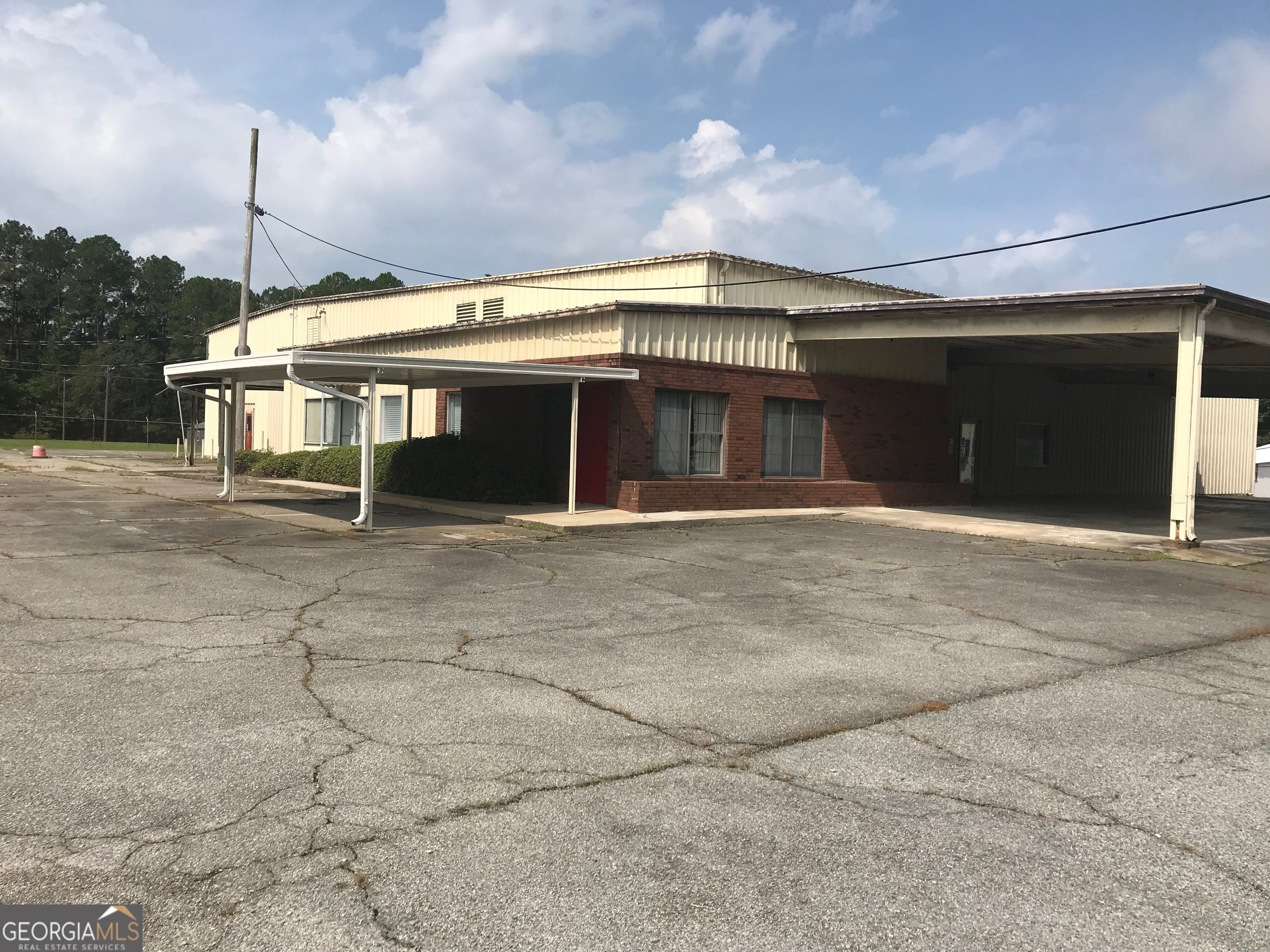 1141 Cochran Hwy — photo