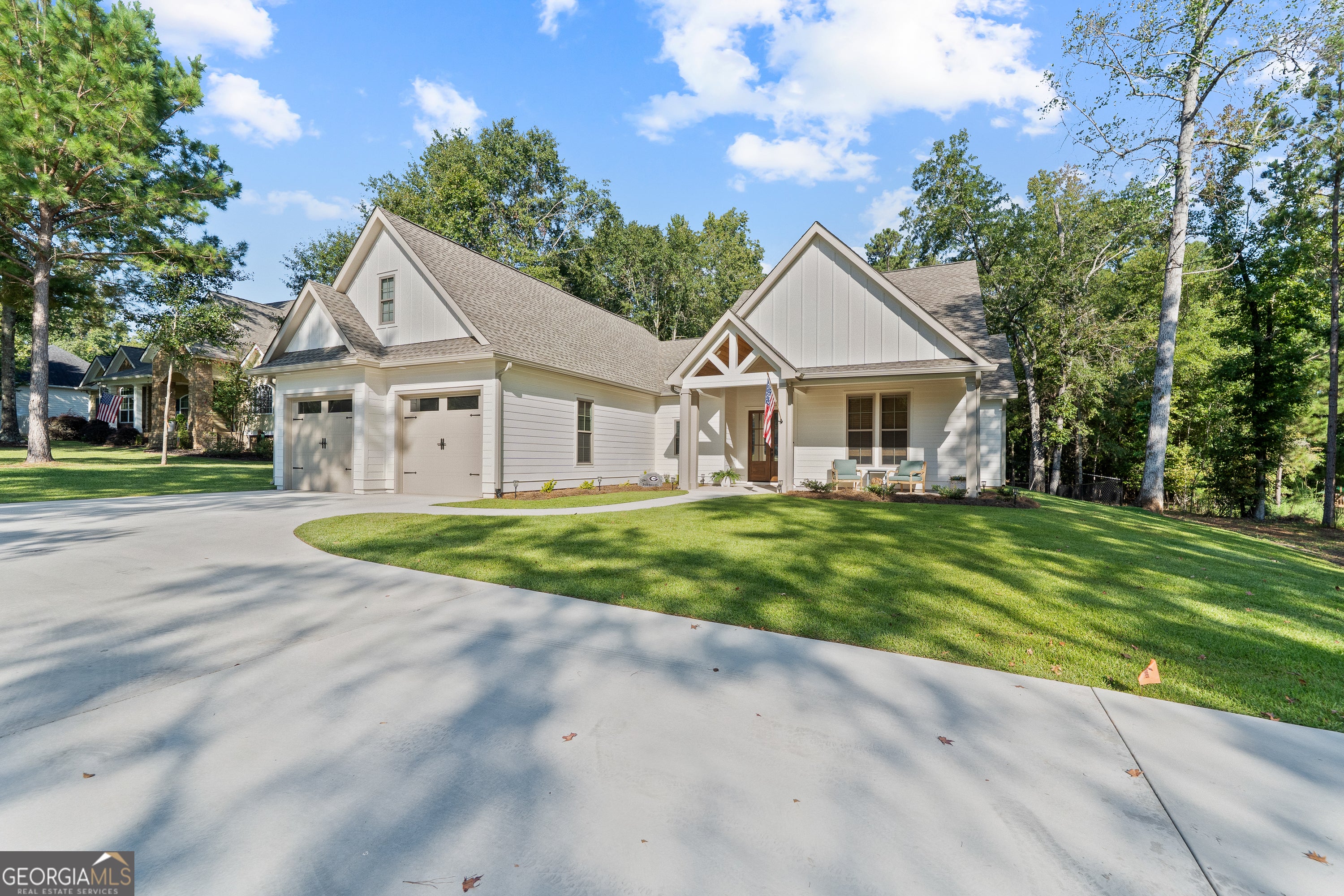 514 High Bluff Ct — photo