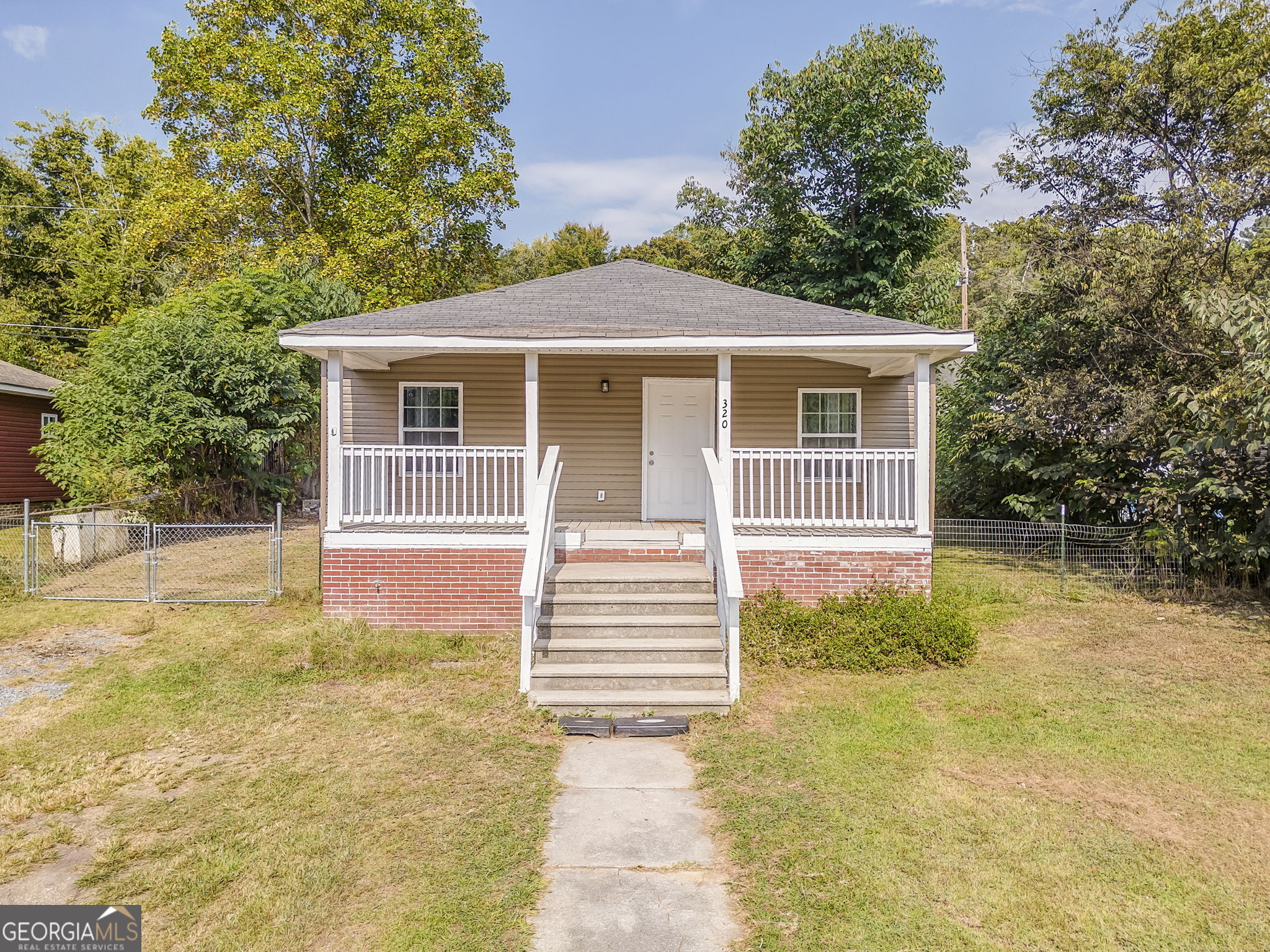 320 3rd - Shannon St NE — photo