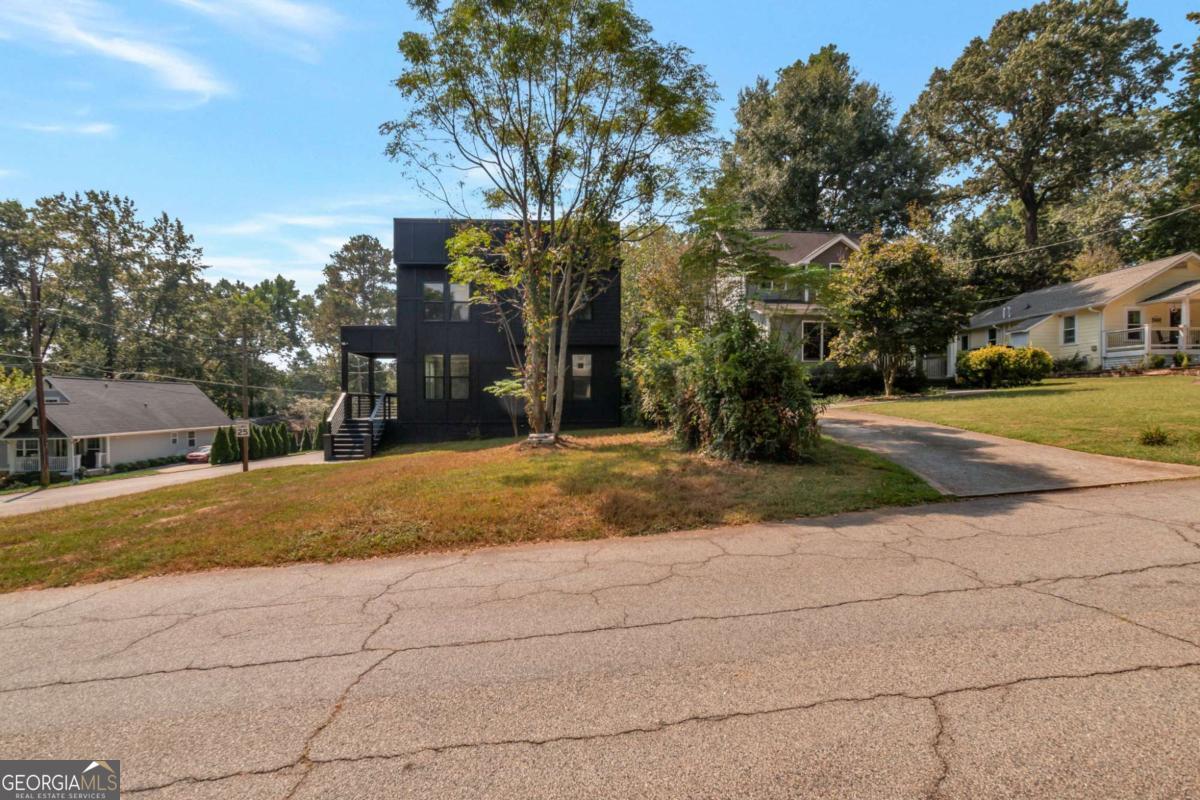 3139 Alston Dr — photo