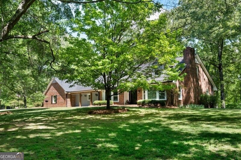 311 Herring Rd NE — photo