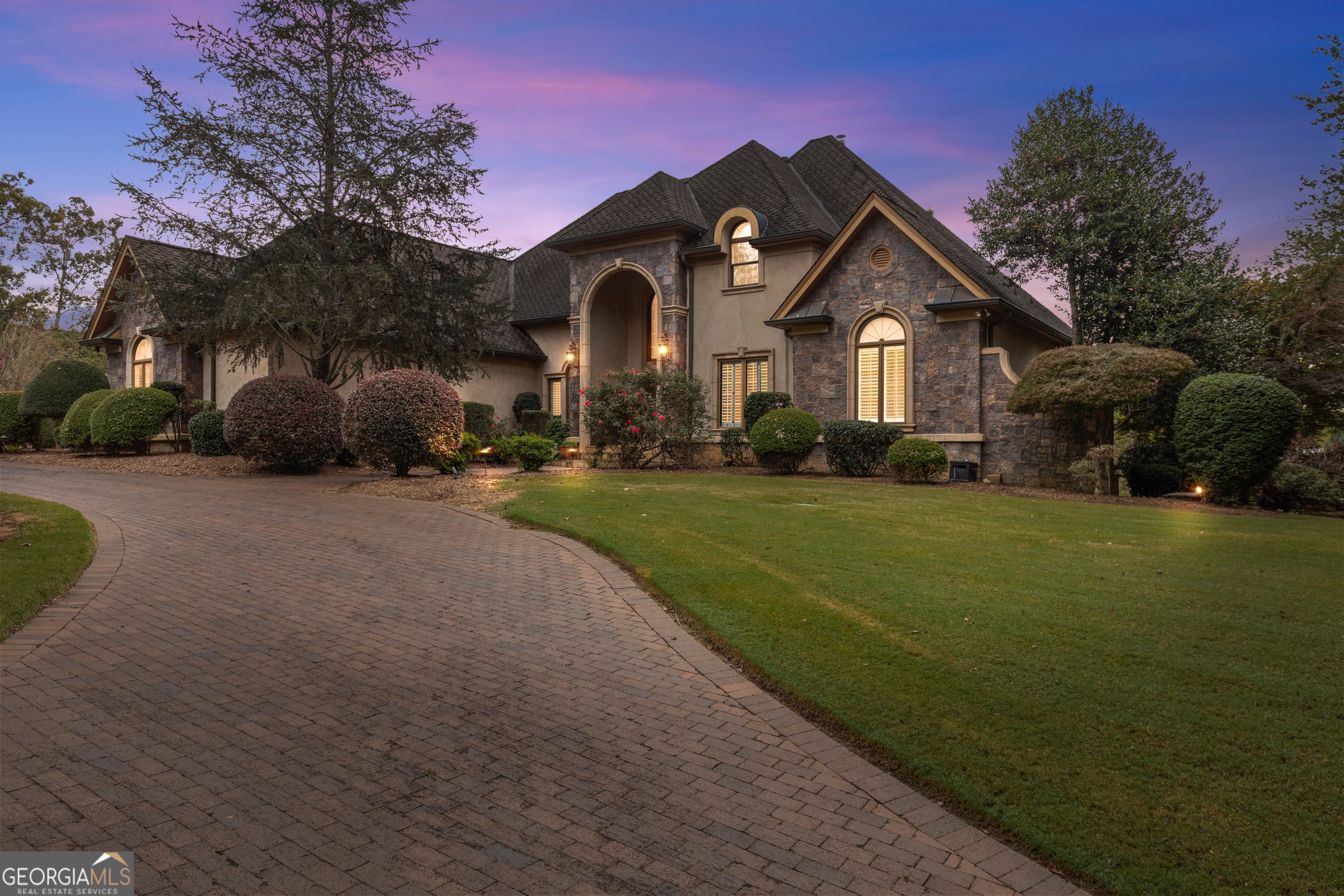 450 Rome Beauty Ln — photo