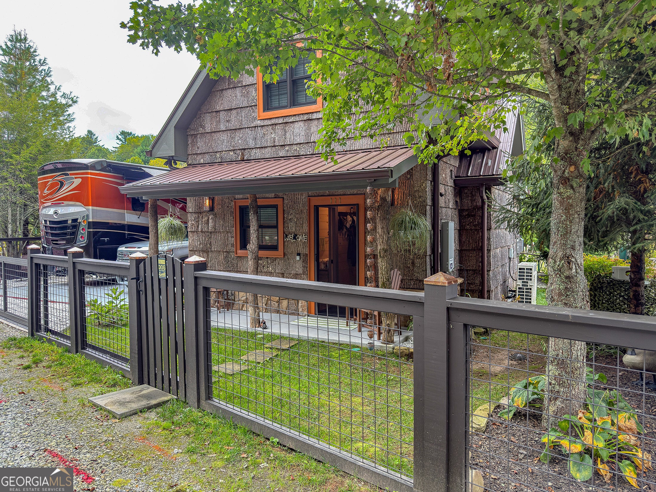 111 Wildflower Rd — photo