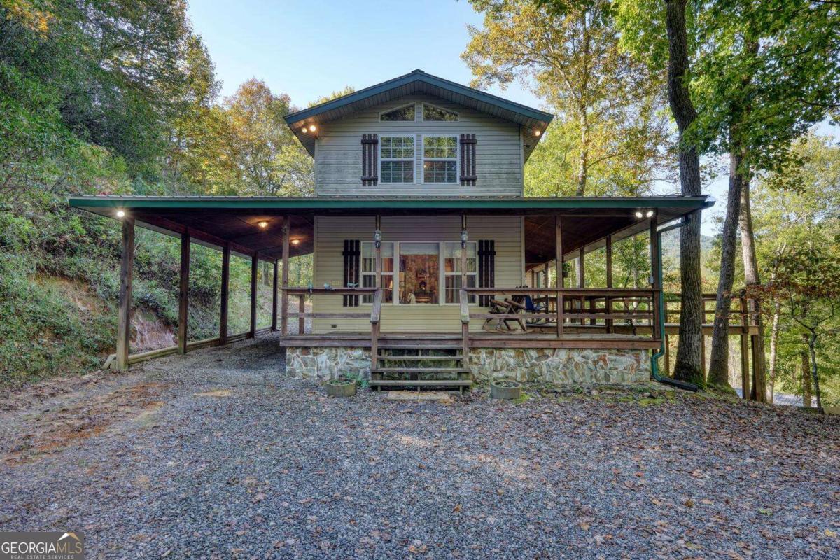 3966 Hickory Nut Dr — photo
