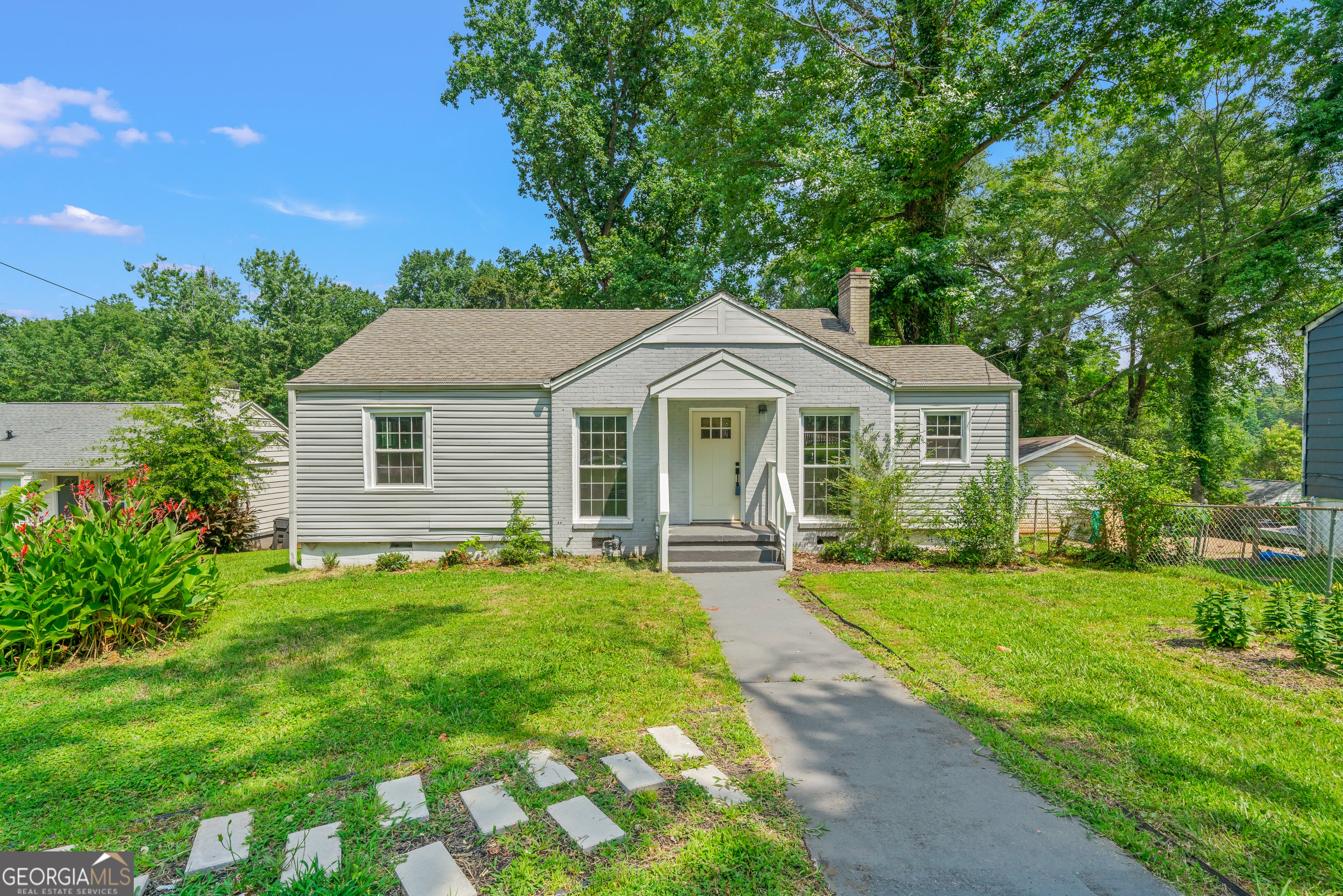 1053 Blount Pl — photo