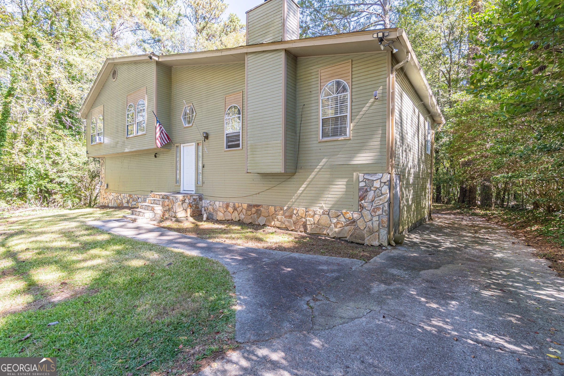 185 Windhaven Trl SW — photo