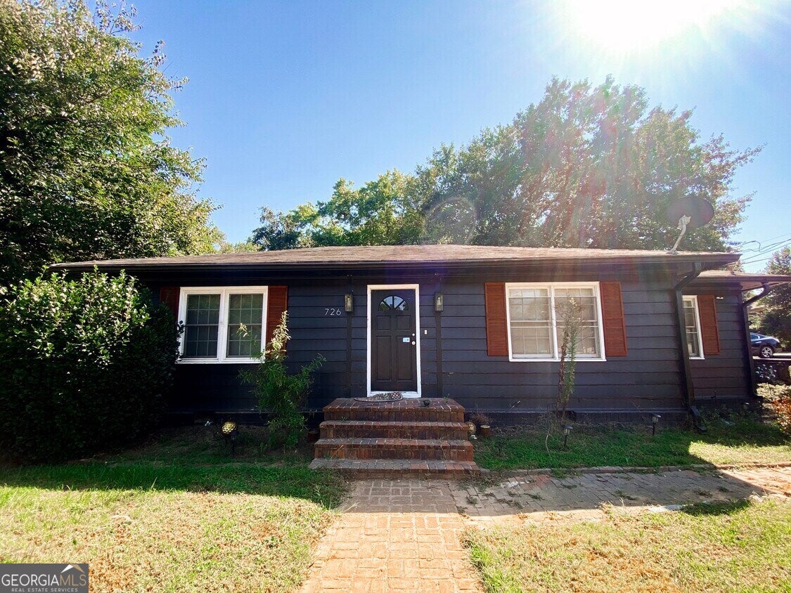 726 Windy Hill Rd SE — photo