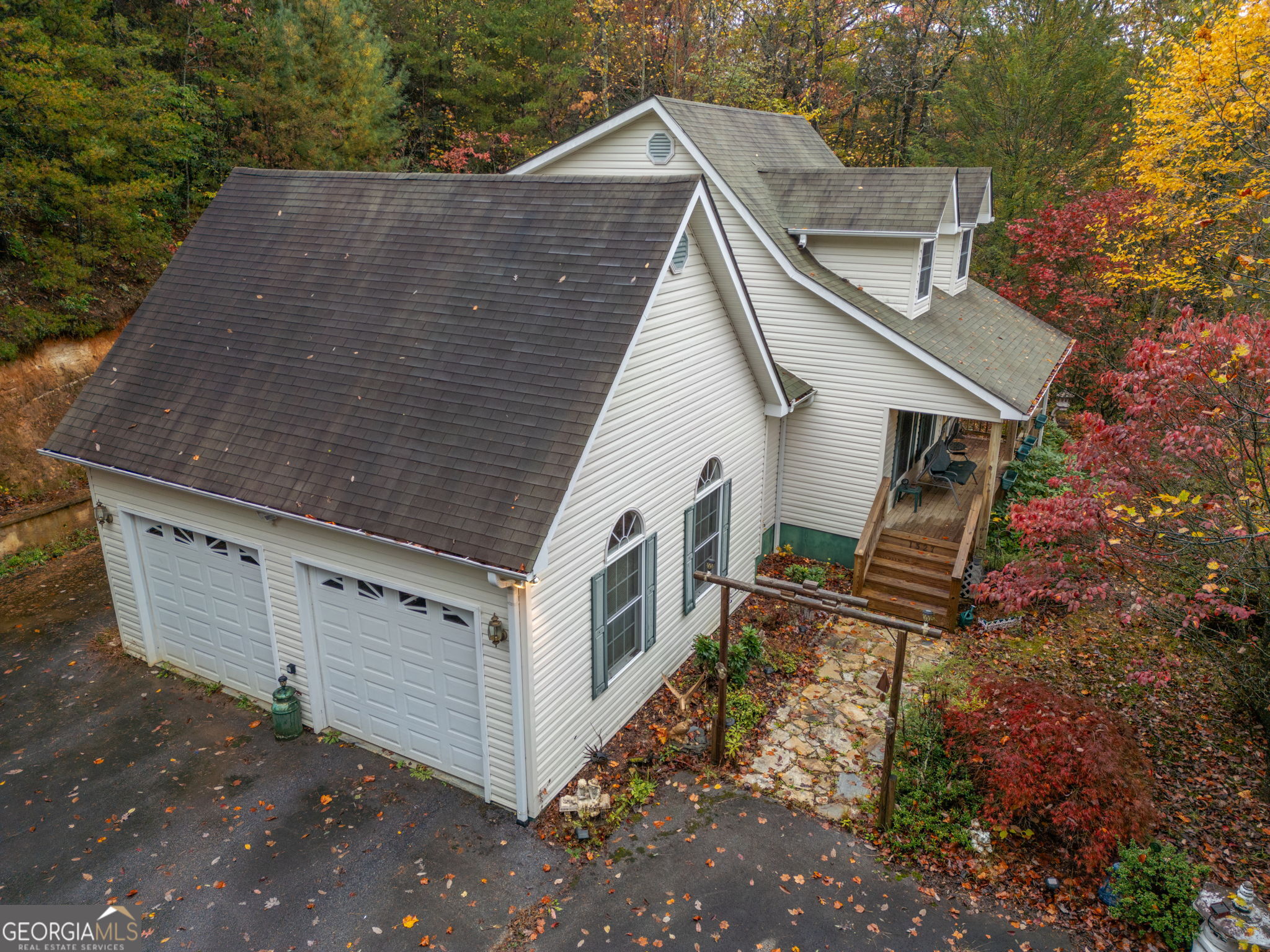 1327 Pinnacle Dr — photo
