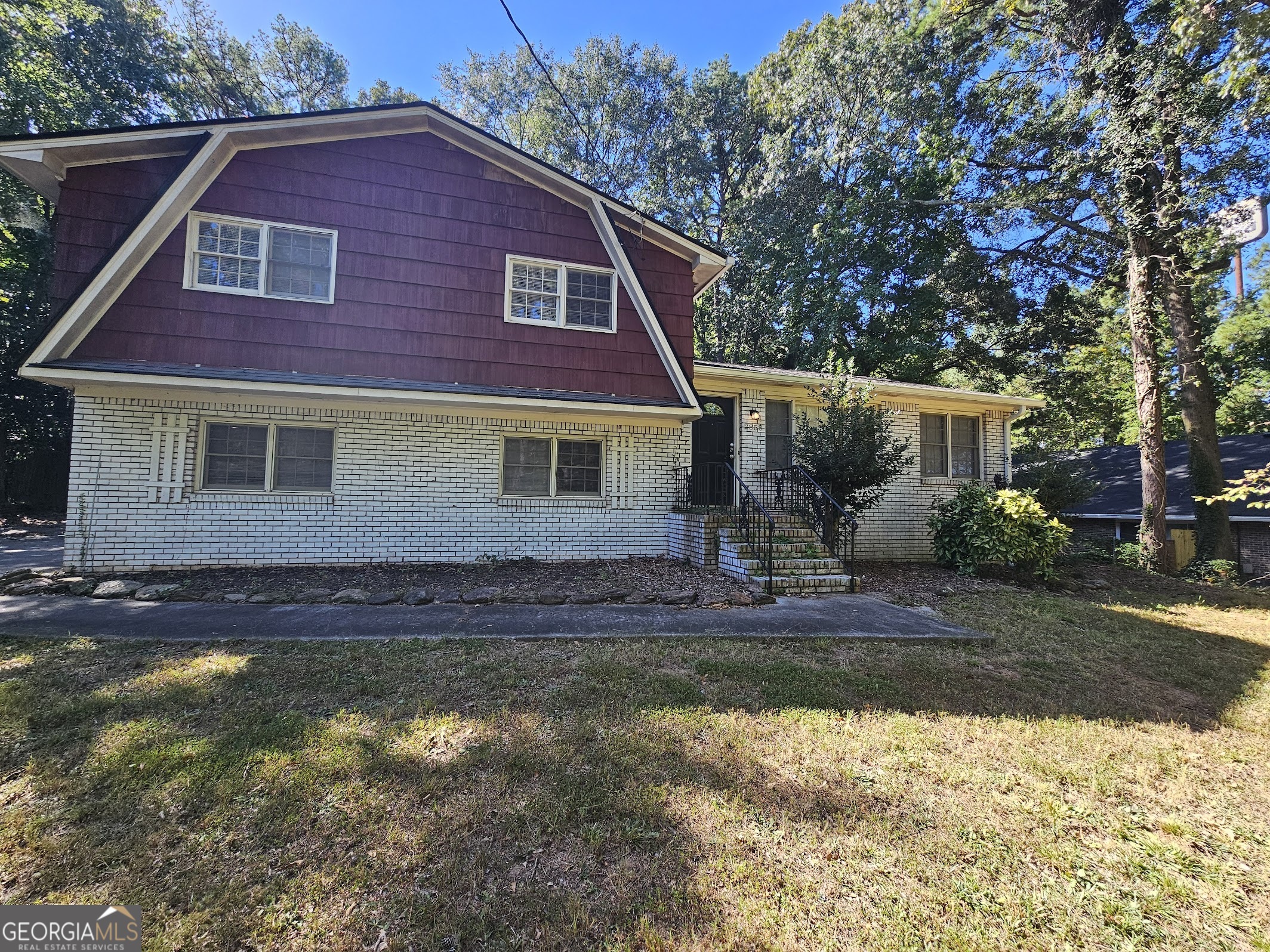 2858 Davidson Dr — photo