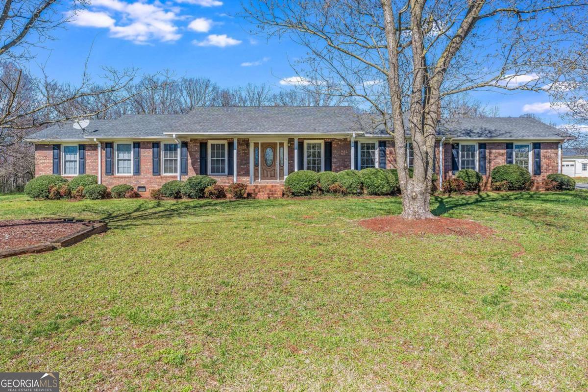 417 Pulliam Ln — photo