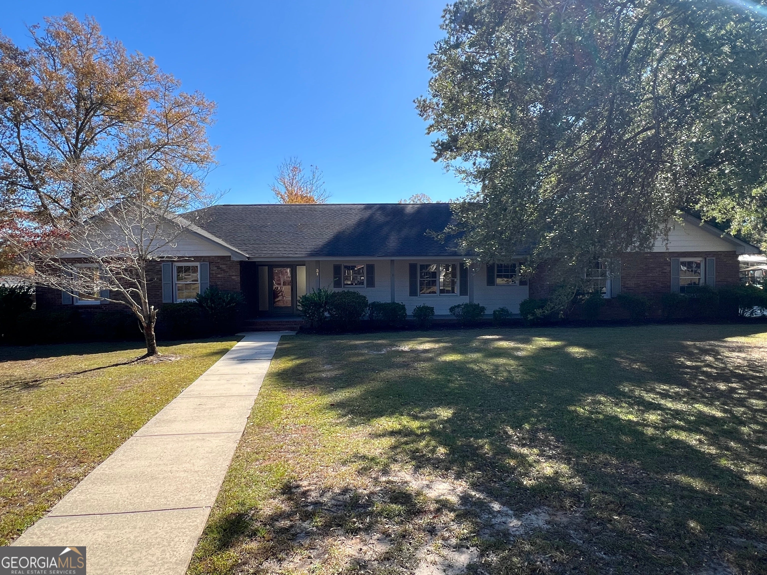 311 Fairmont Dr — photo