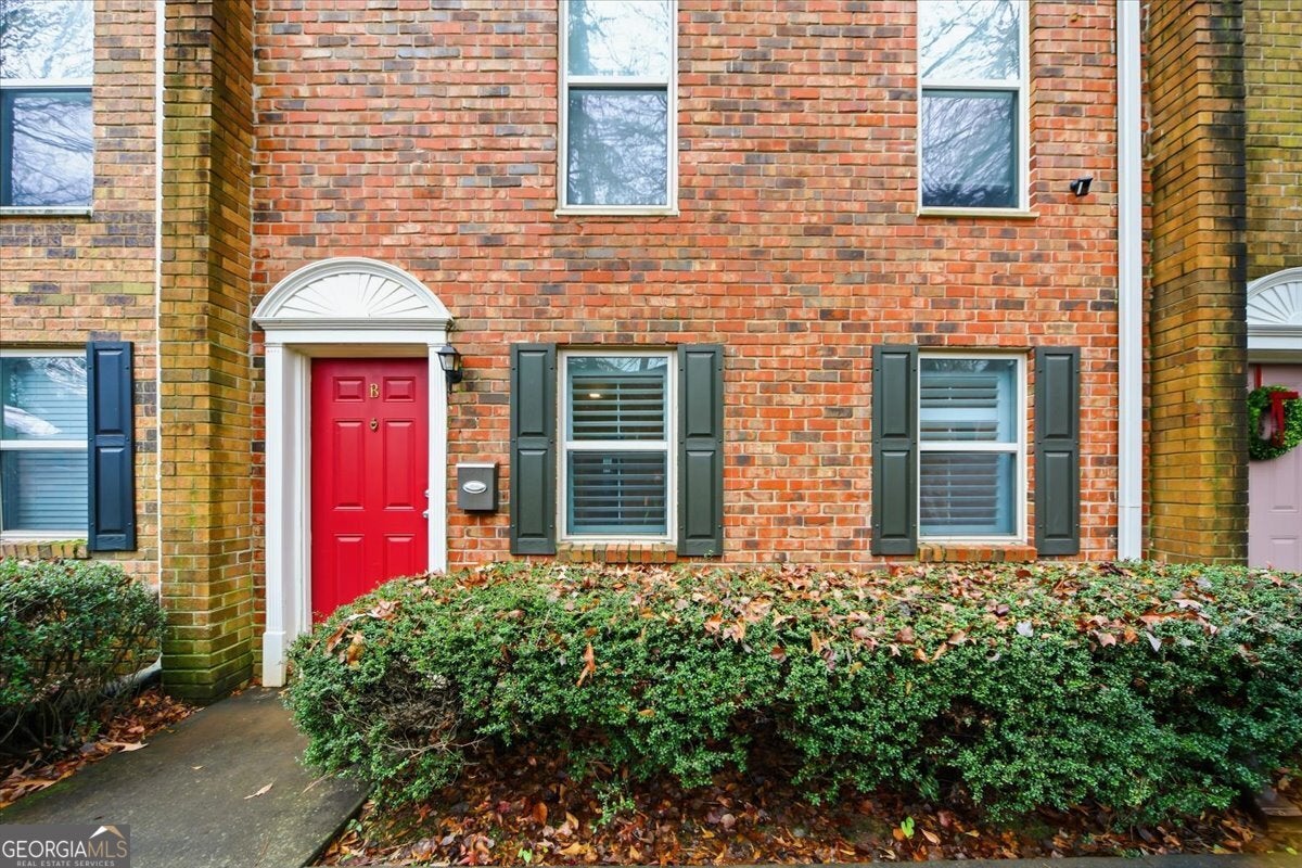 115 Winding River Dr Unit B — photo