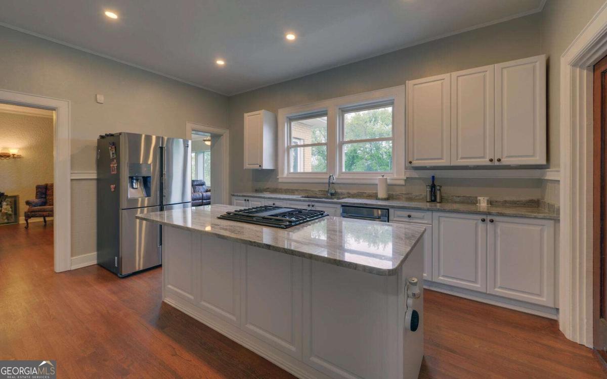 2465 Blue Ridge Drive, Blue Ridge, GA 30513 — photo 2