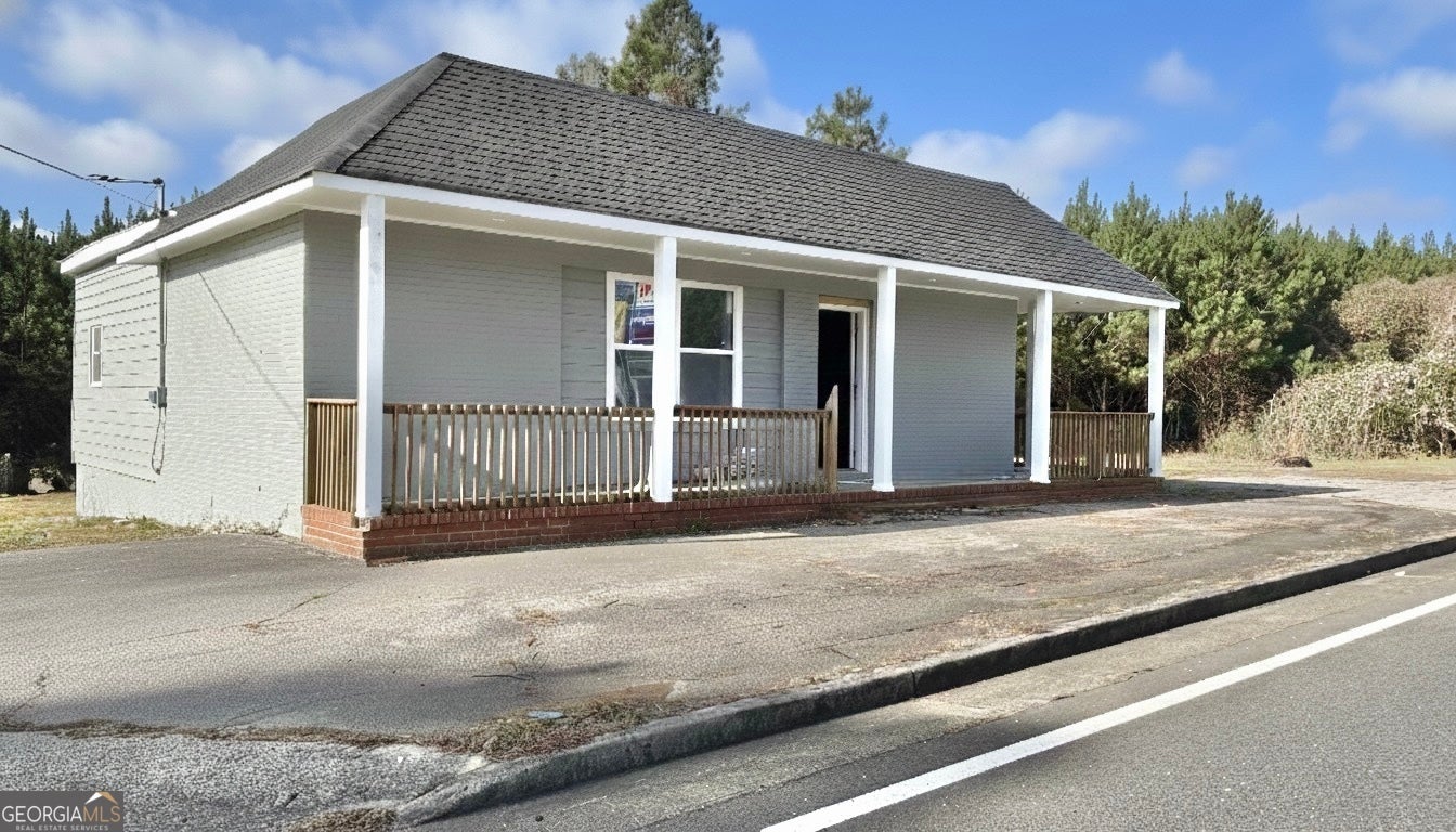 2563 Roosevelt Hwy — photo