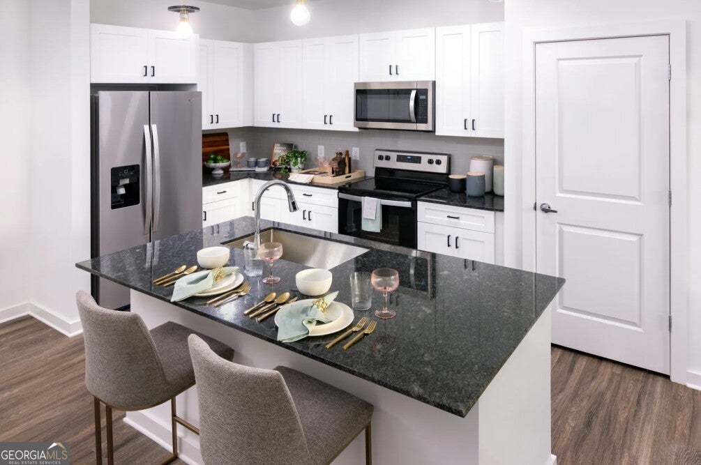 5617 Oak Industrial Blvd 6104 — photo