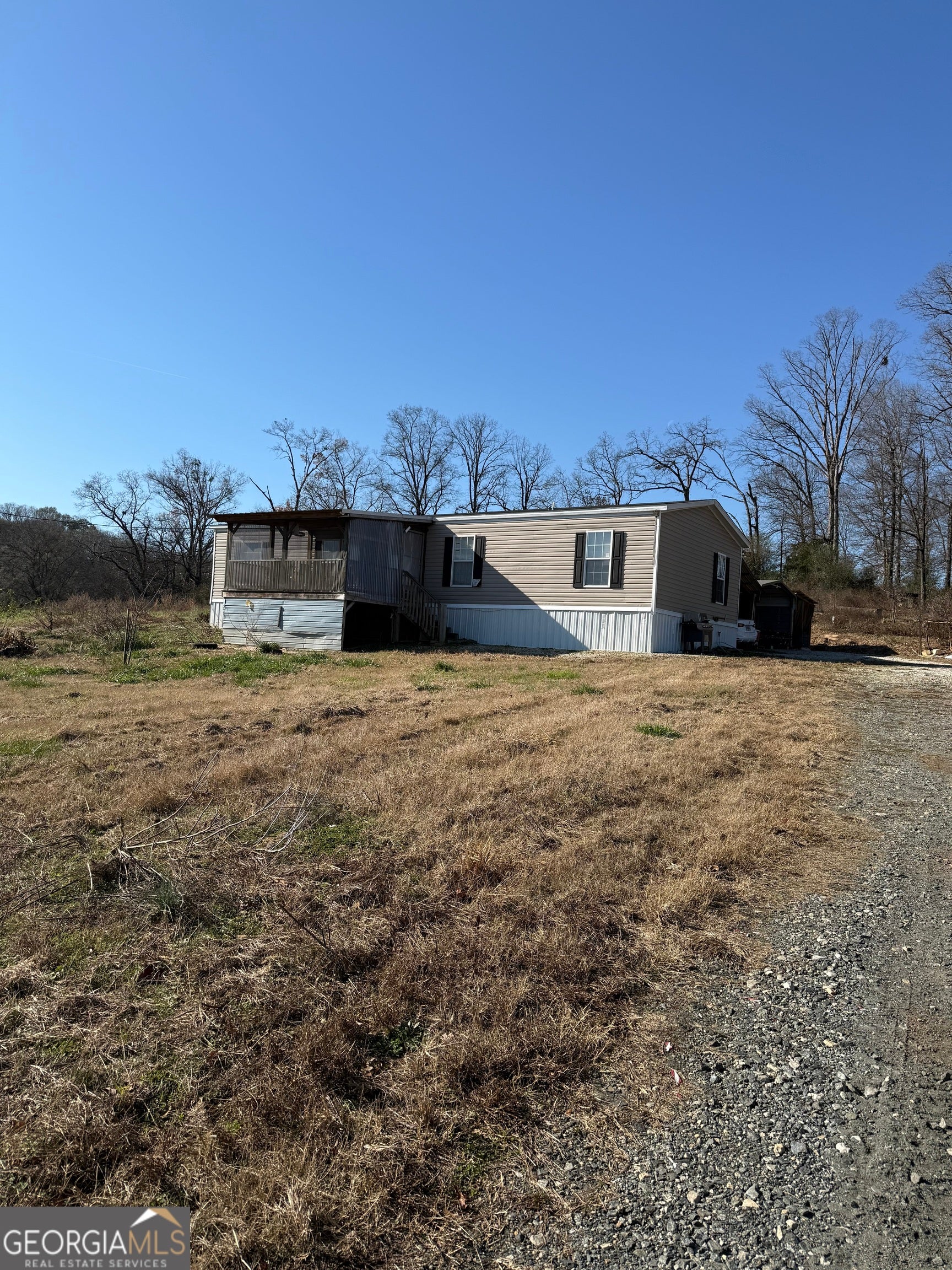 319 Hunters Creek Rd — photo