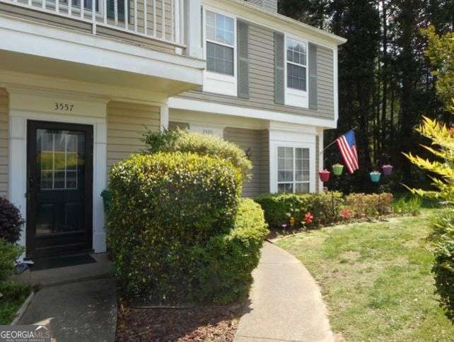 3555 Monticello Cmns — photo
