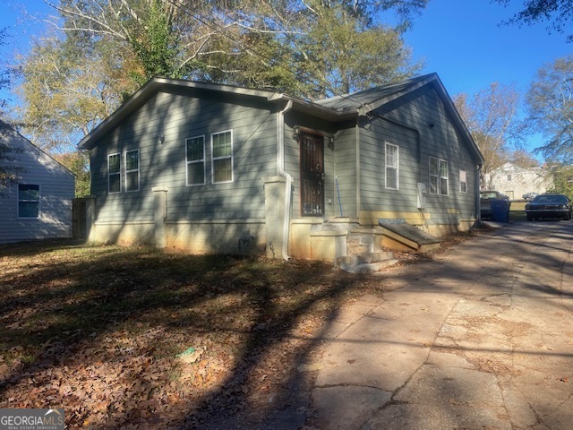 1573 Campbellton Rd SW — photo