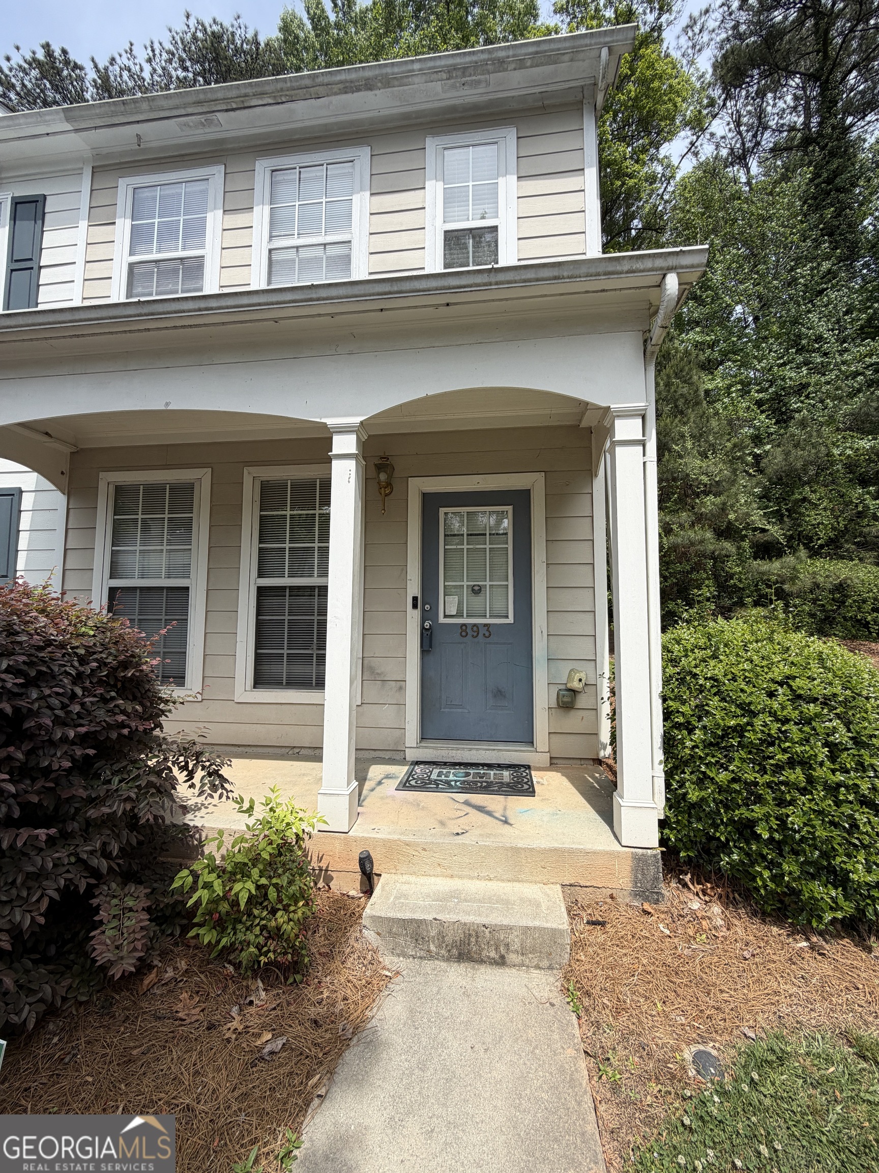 893 Redwood Dr — photo