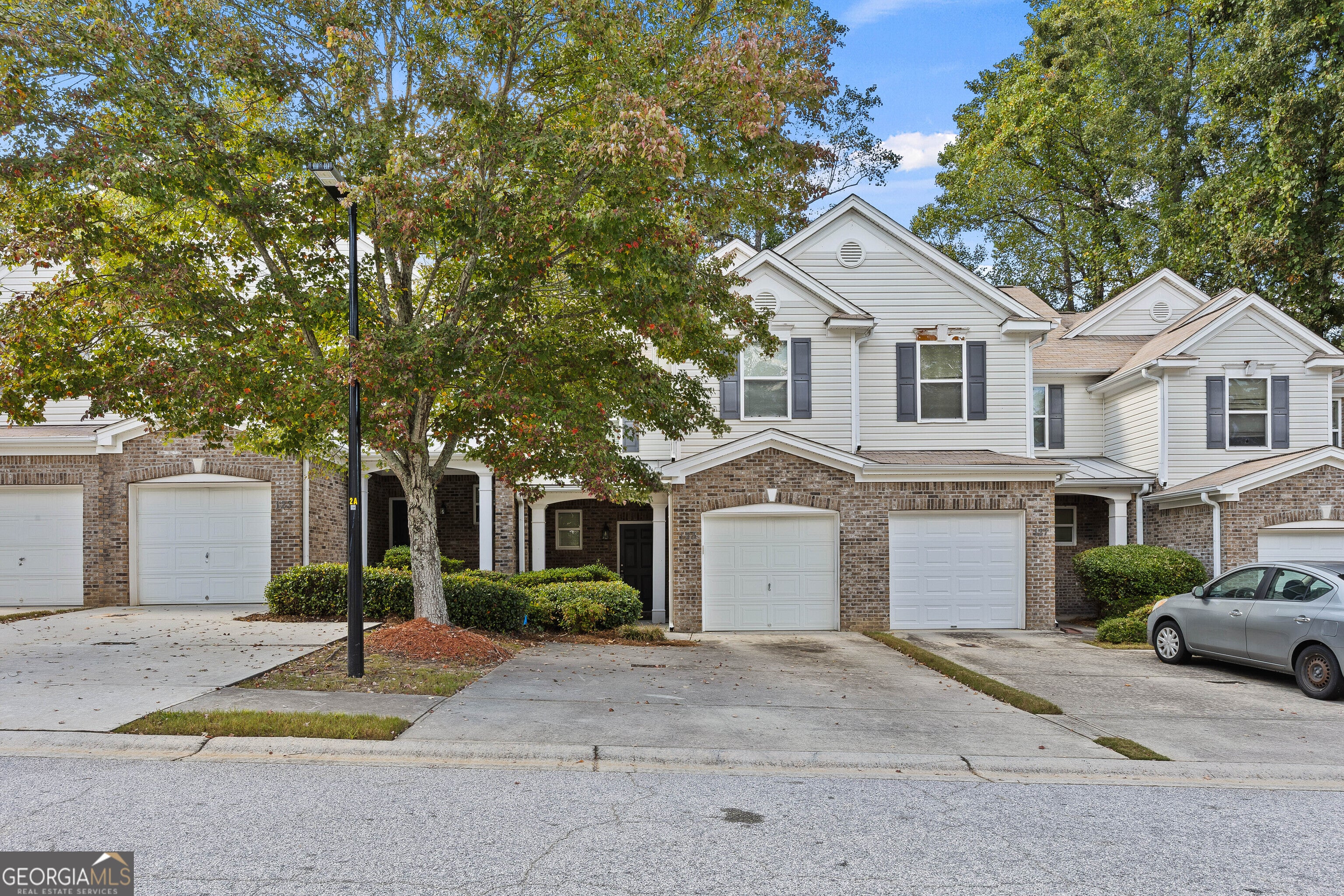 125 Ellis Dr — photo