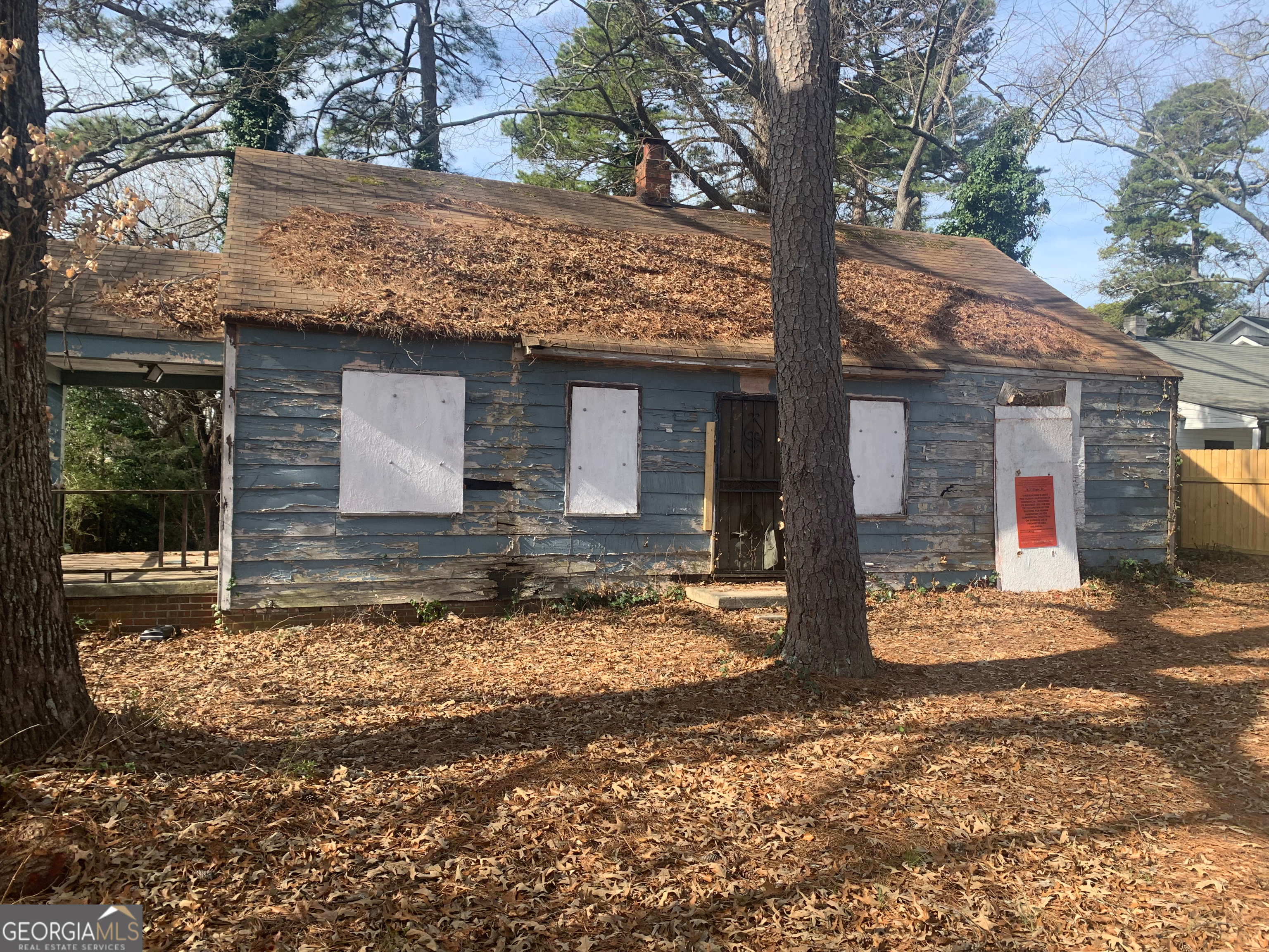 1817 Ellington St — photo