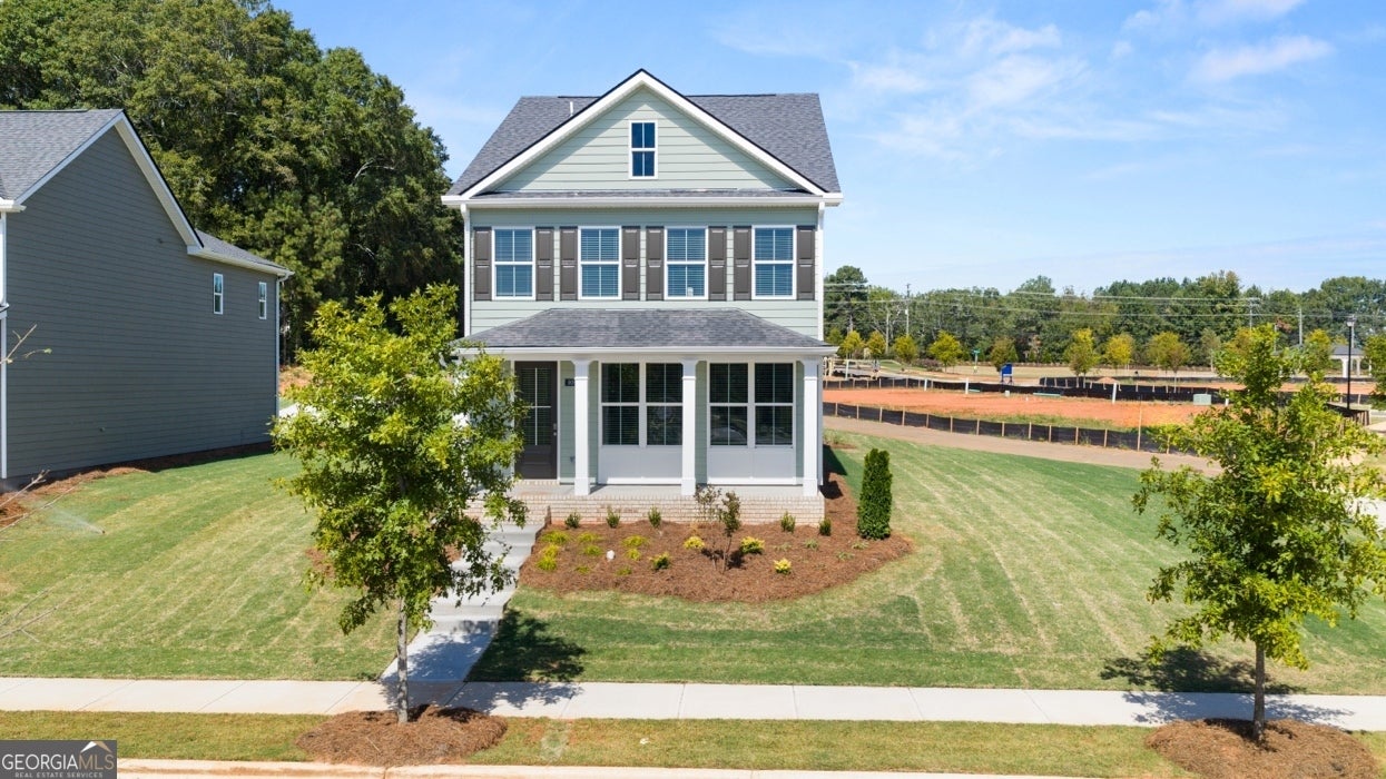 906 Stow Ln — photo