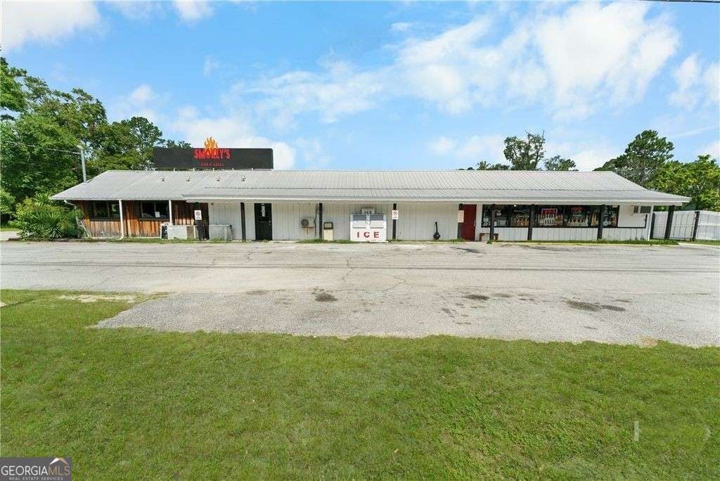 512 S US 301 Hwy — photo