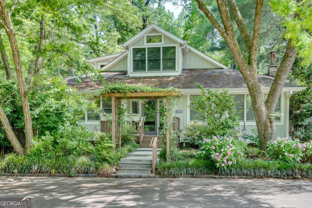 4621 Lakeshore Dr — photo