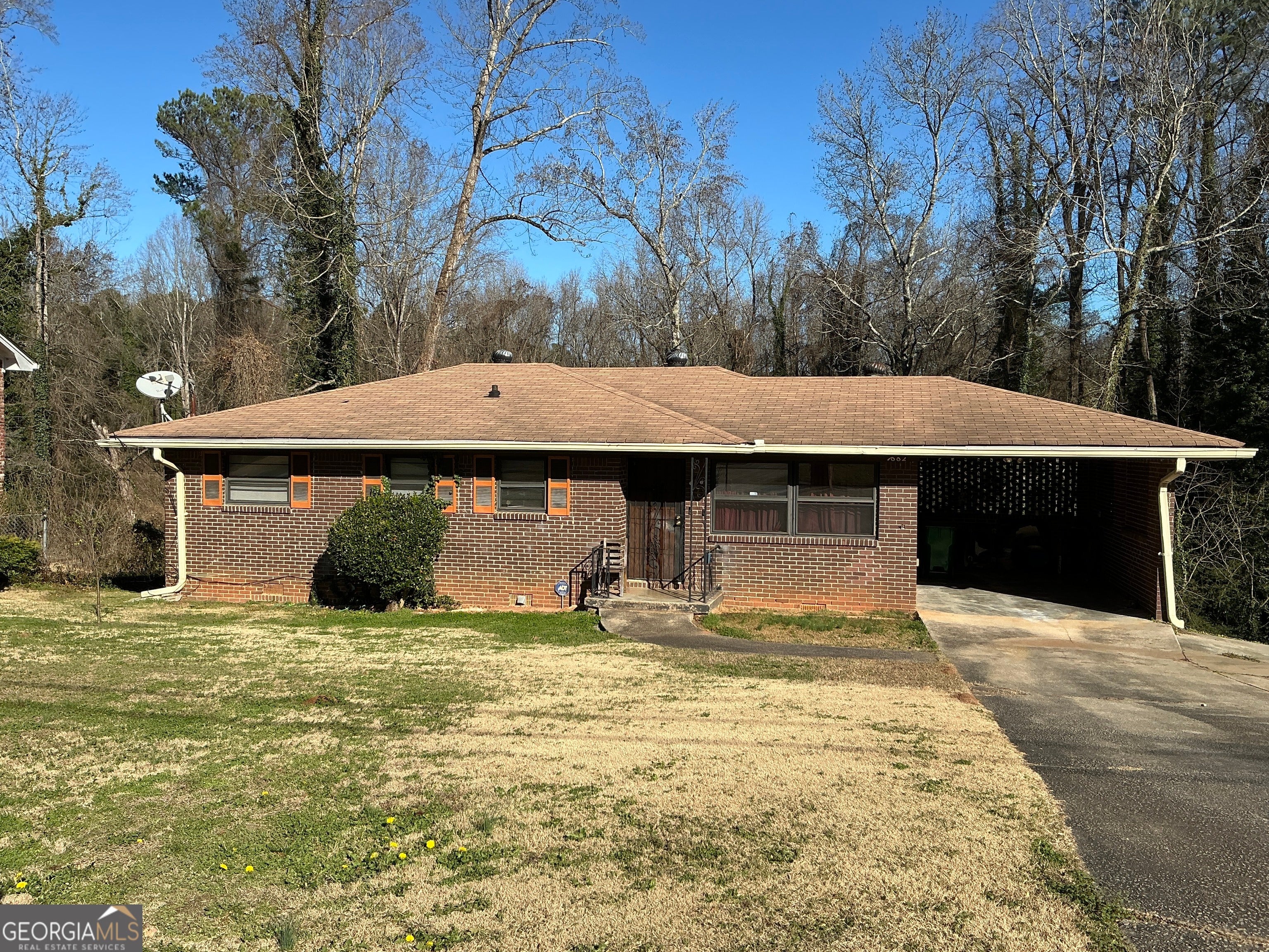 1882 Glen Echo Dr — photo