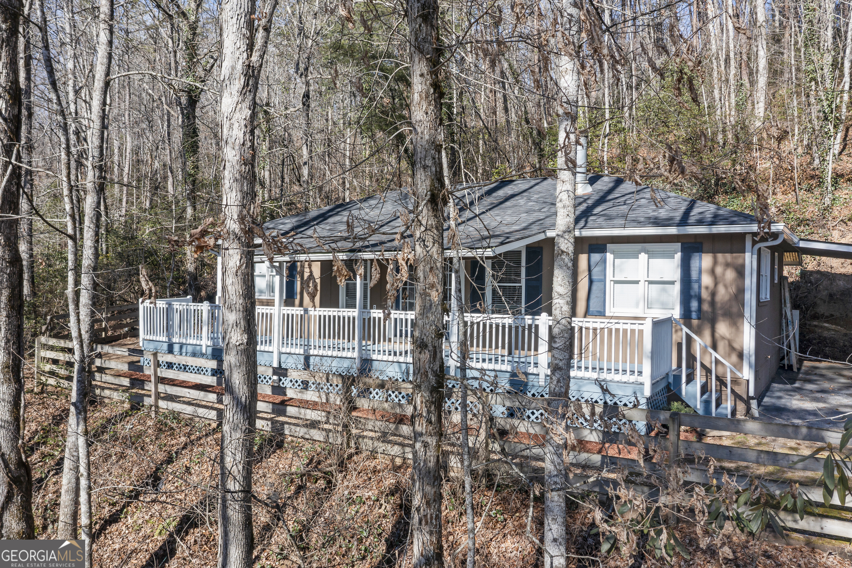 1131 Joe Davis Road, Tiger, GA 30576 — photo 2