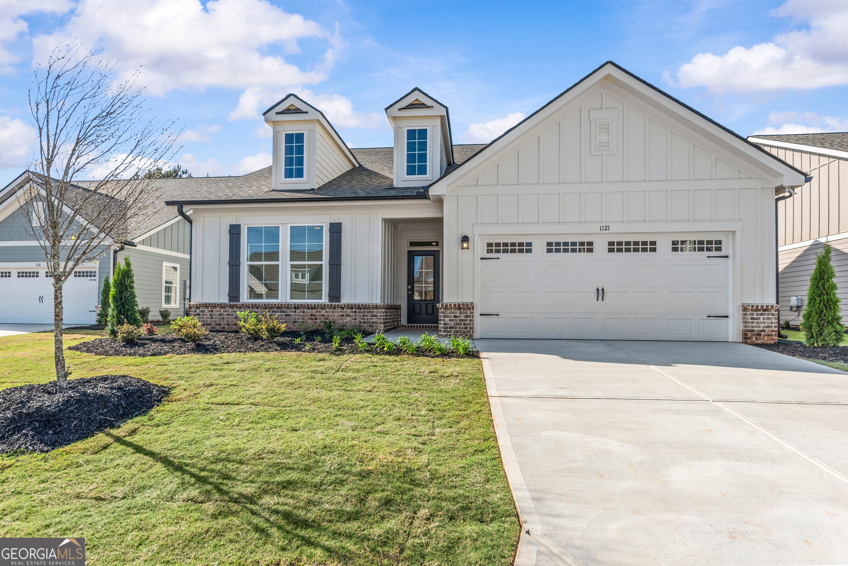 1121 Silverton Dr — photo