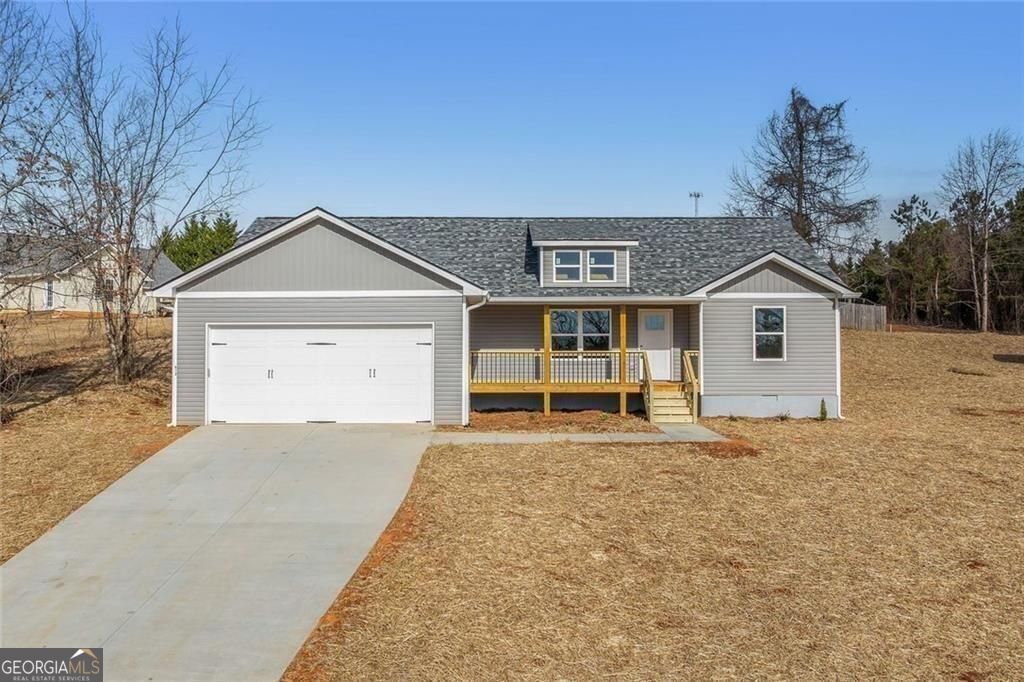 613 Cypress Dr — photo