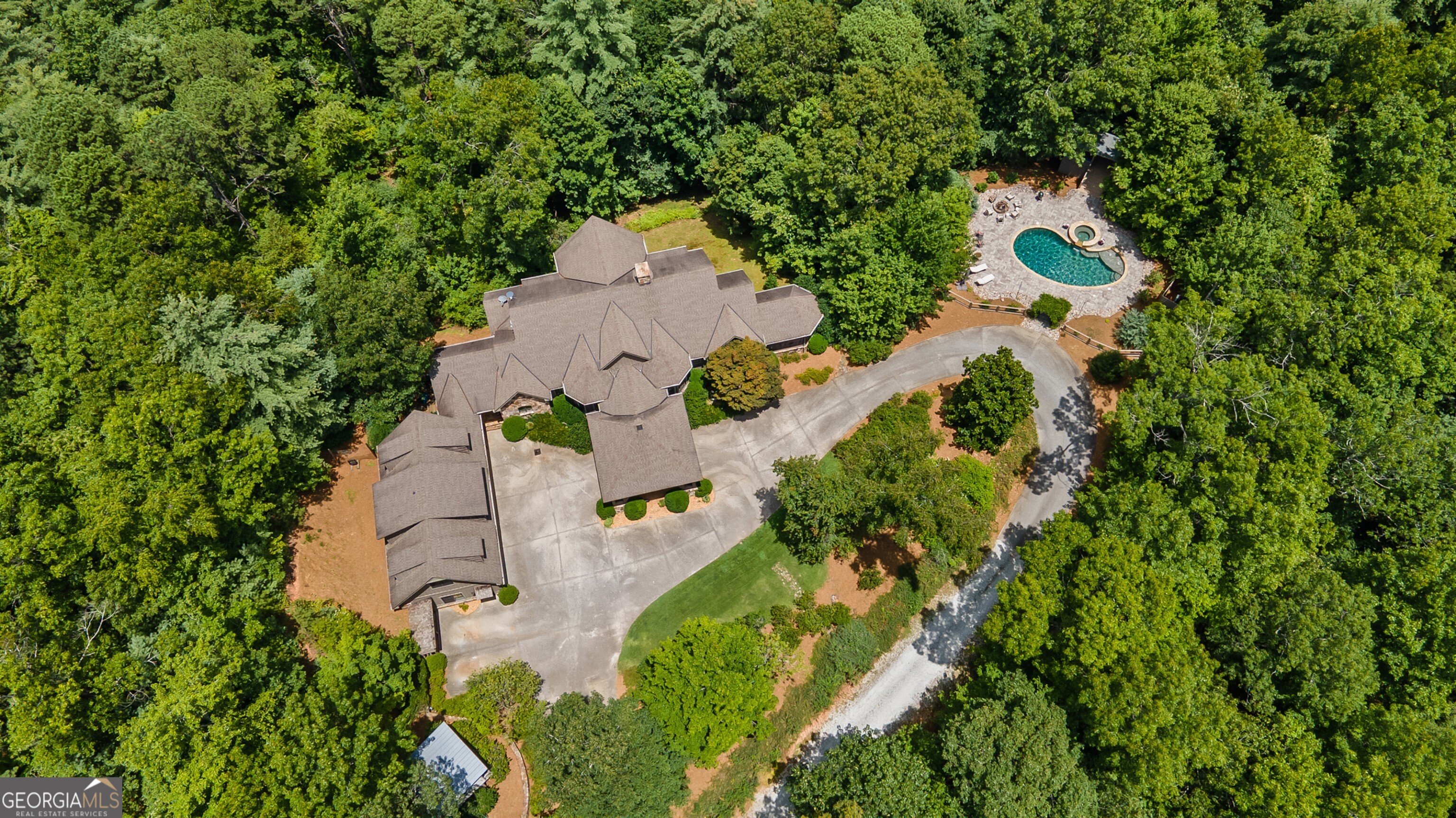 518 Grizzly Ridge Road, Lakemont, GA 30552