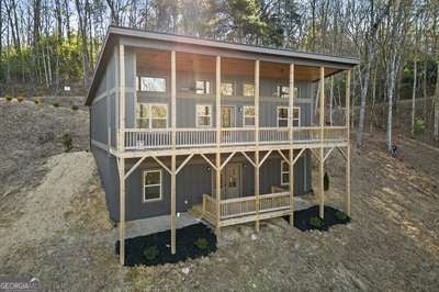 324 Golden Eagle Dr — photo