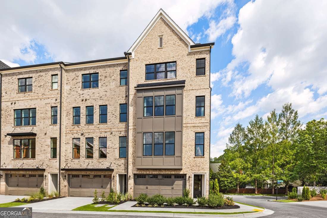 1129 Panorama Dr 24 — photo