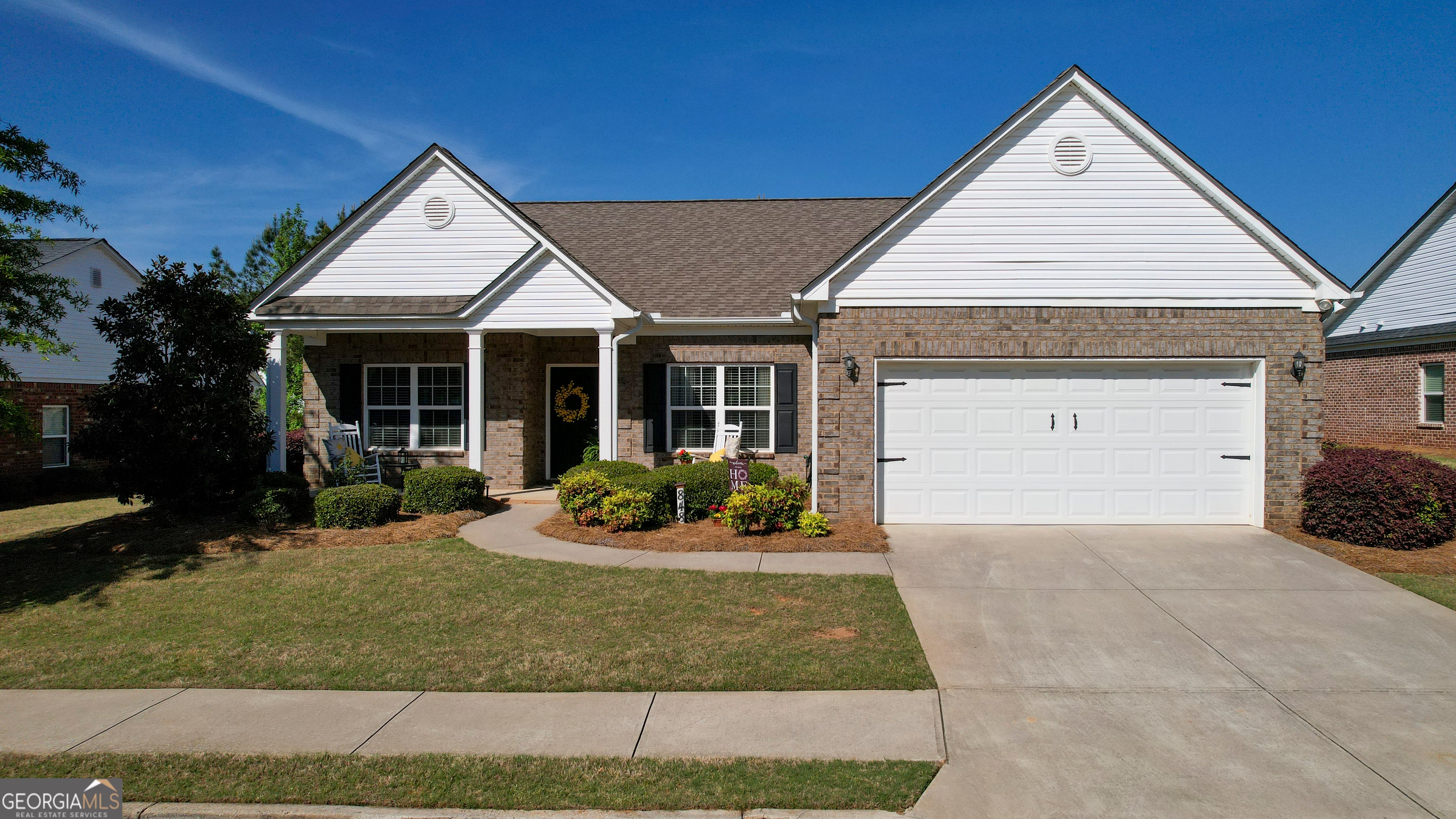 848 Crossroads Ct — photo
