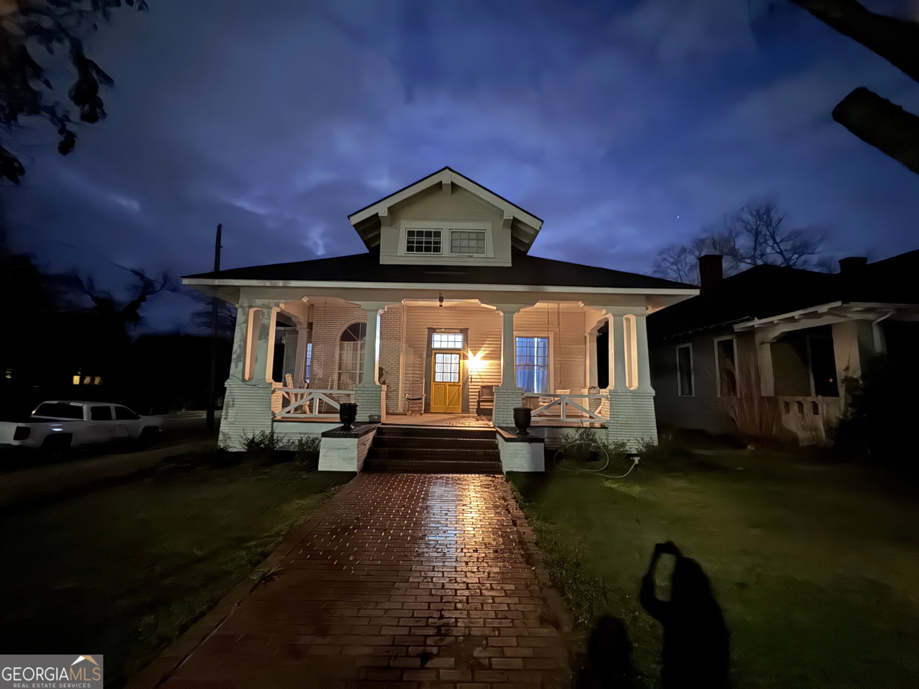 533 Harrold Ave — photo