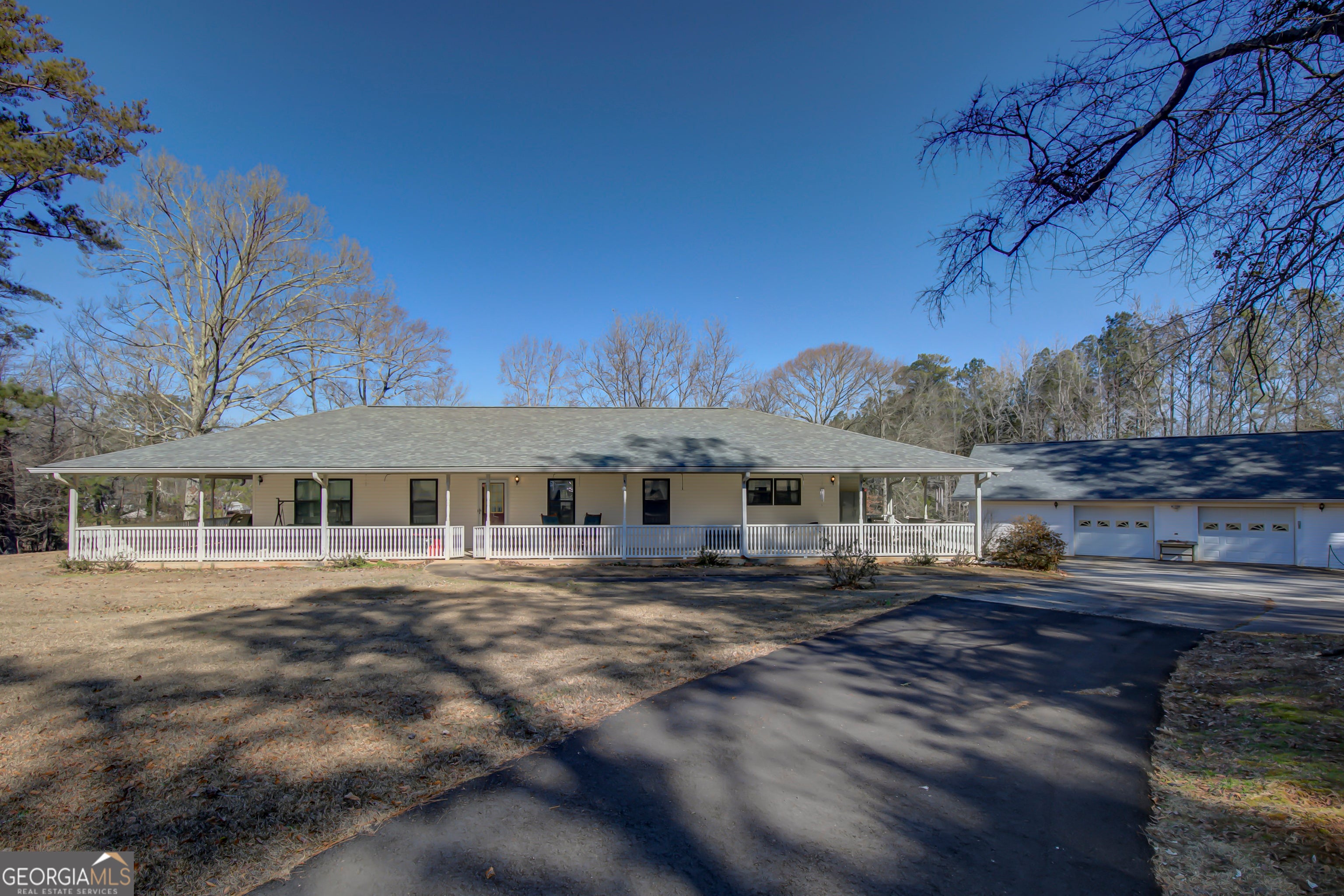 377 Dogwood Trl — photo