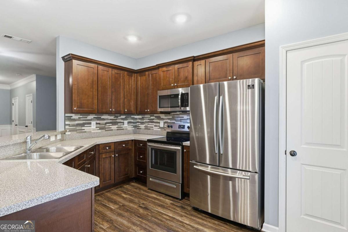 112 Spring Way Square, Canton, GA 30114 — photo 3