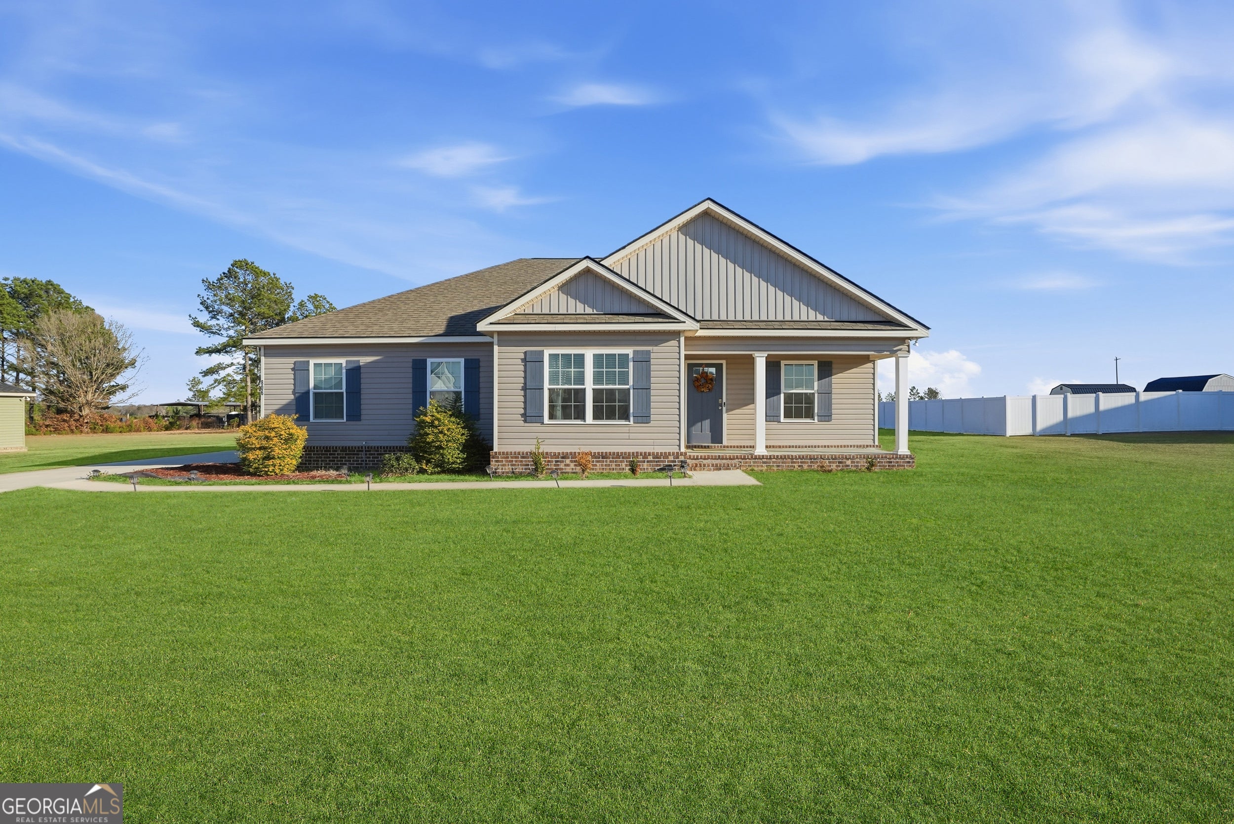 806 Centipede Ct — photo