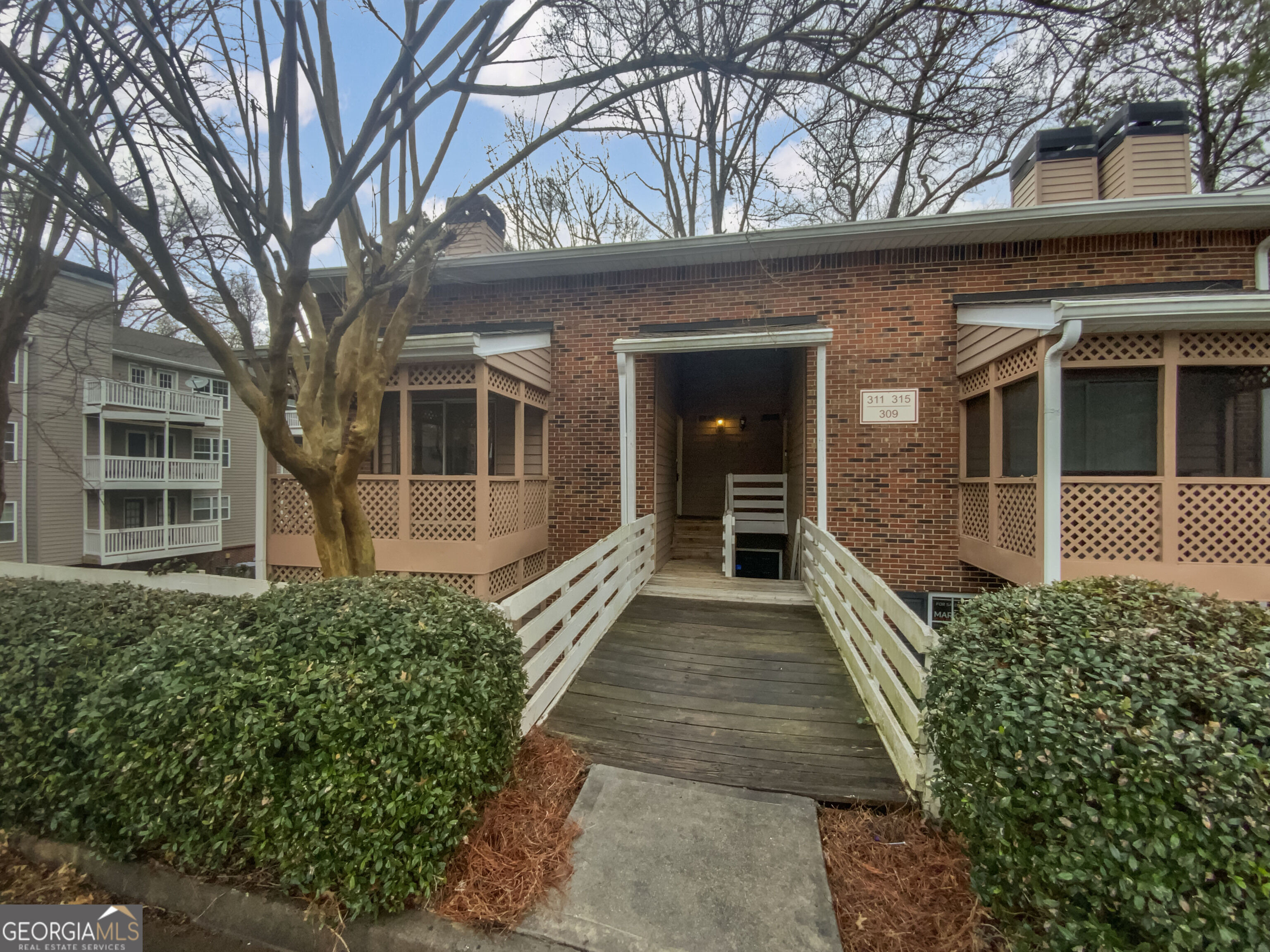 311 Quail Run — photo