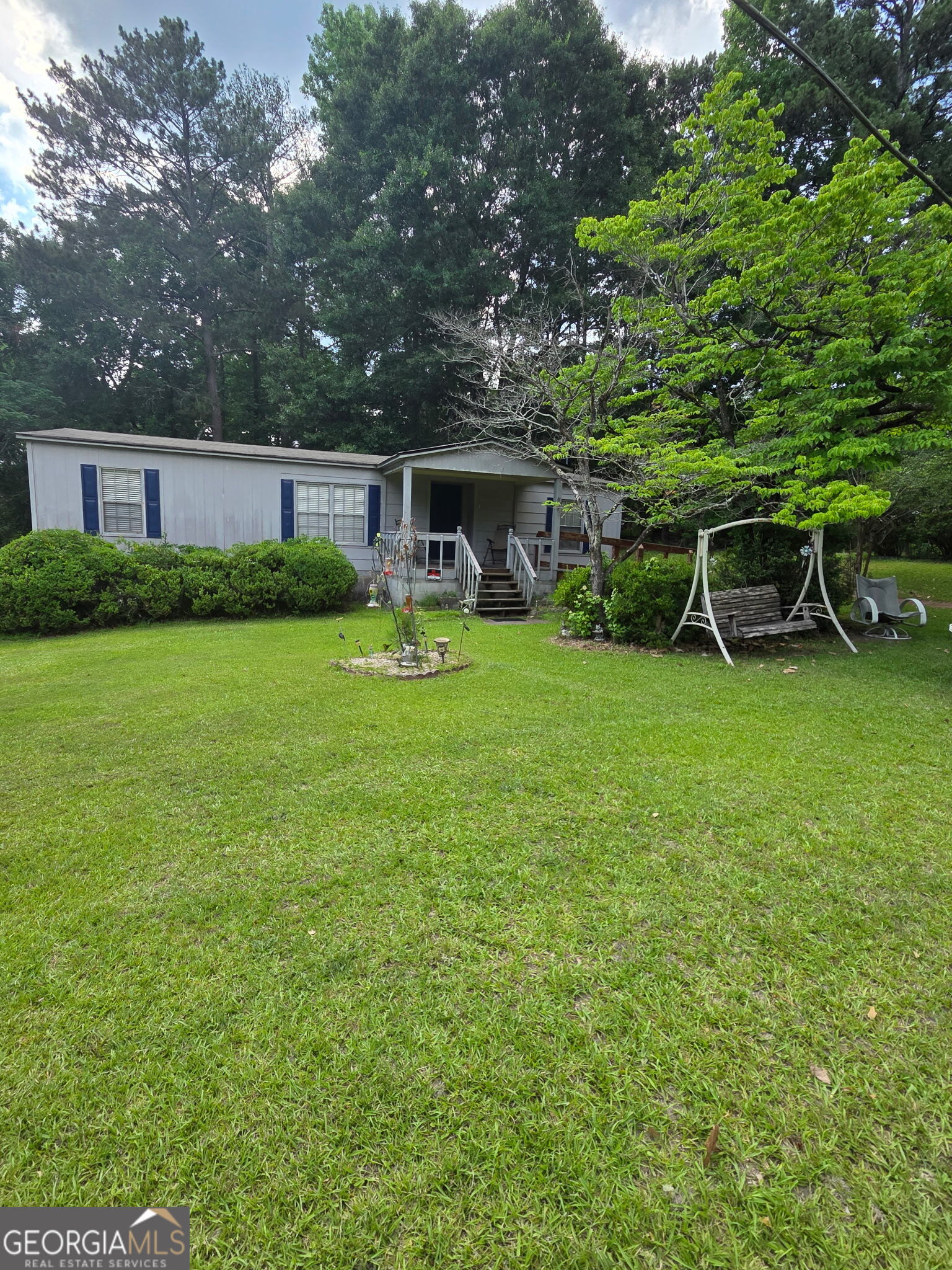 3825 N Goddard Rd — photo