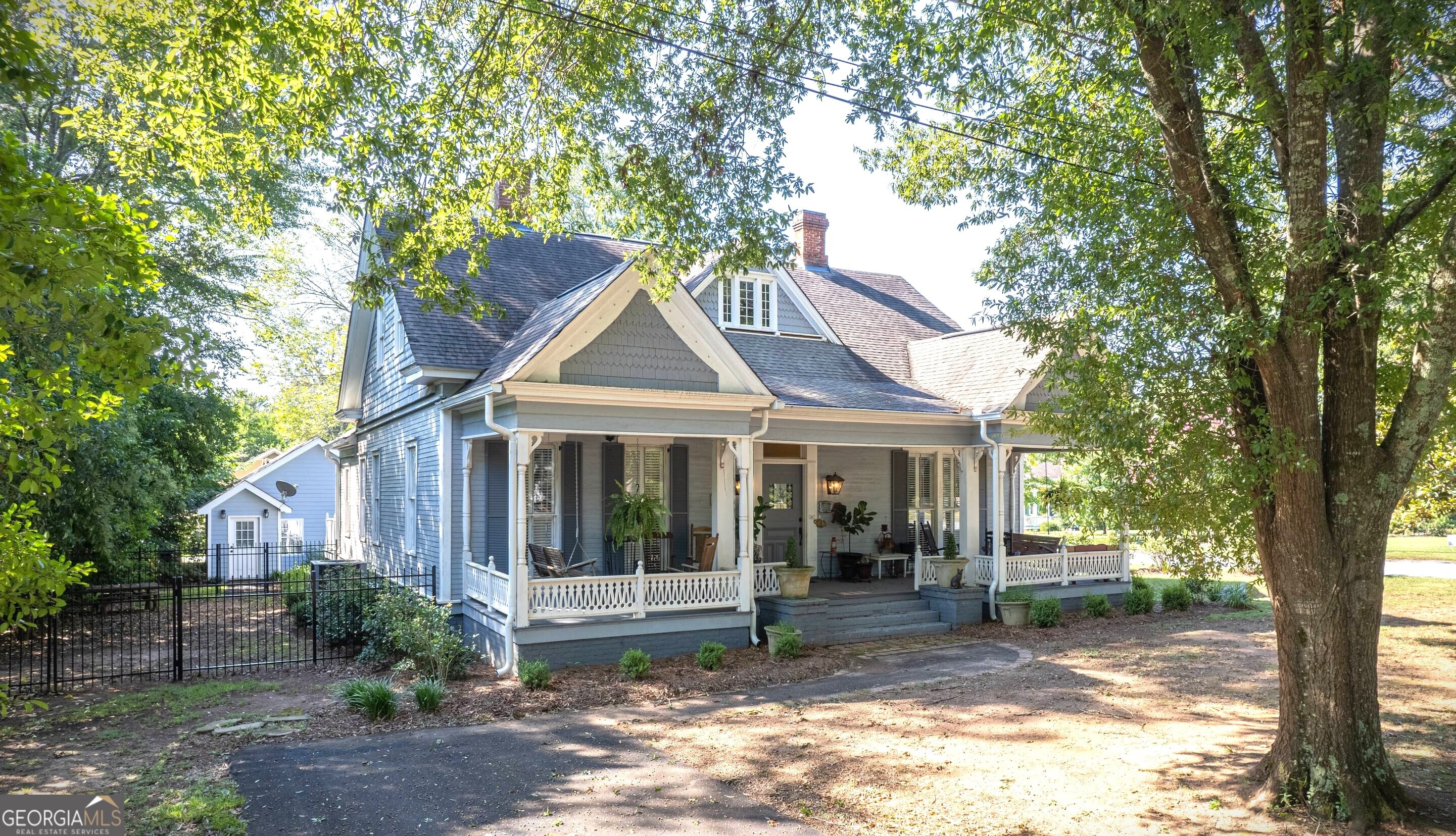 205 W Sumter St — photo